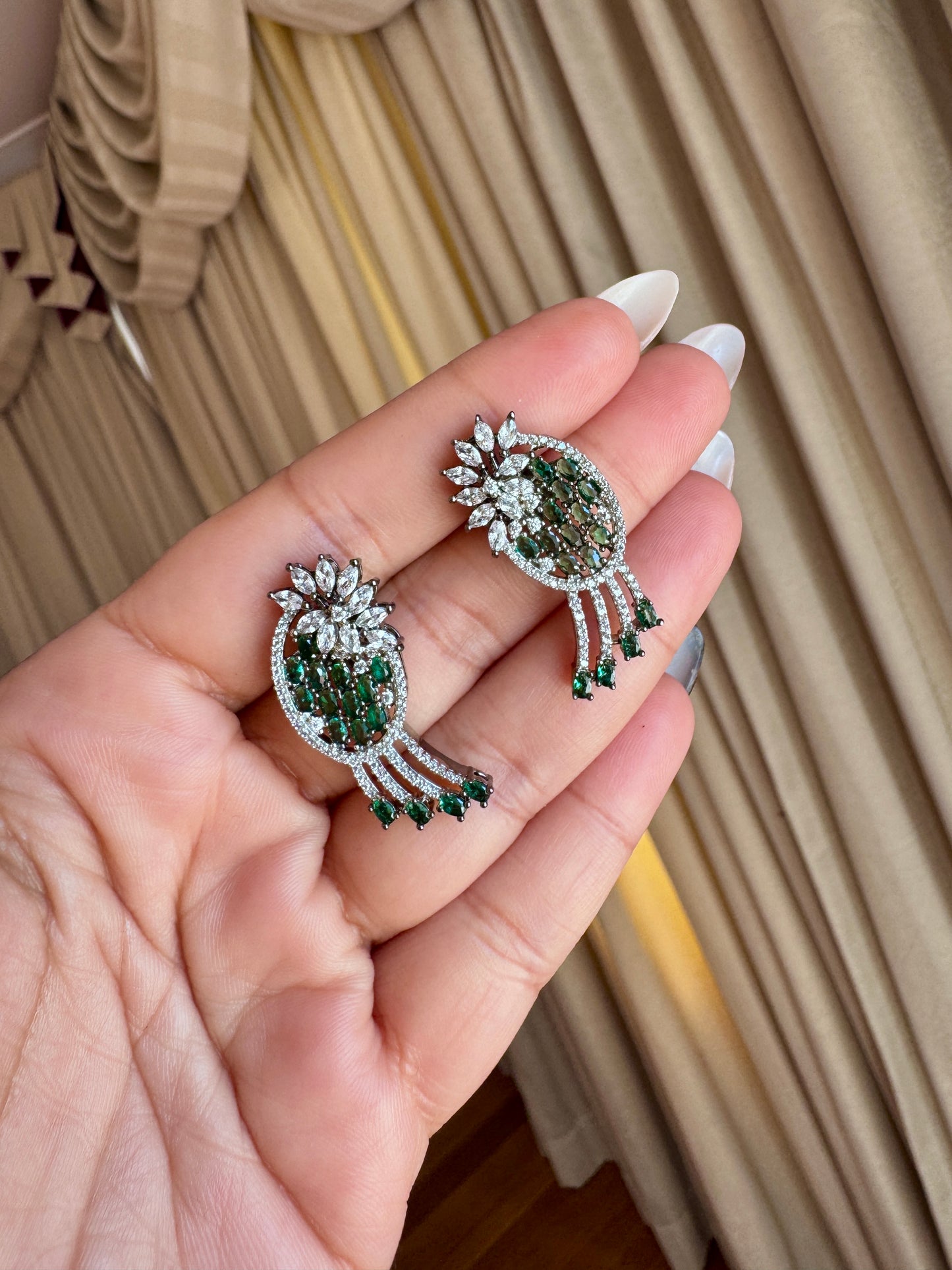 Ad earrings green
