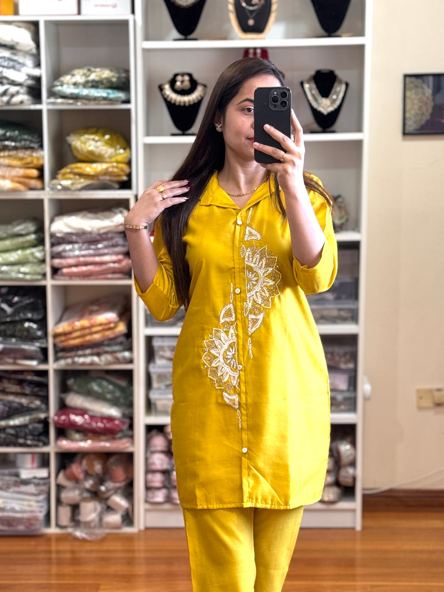 Yellow cord set( Roman silk fabric)