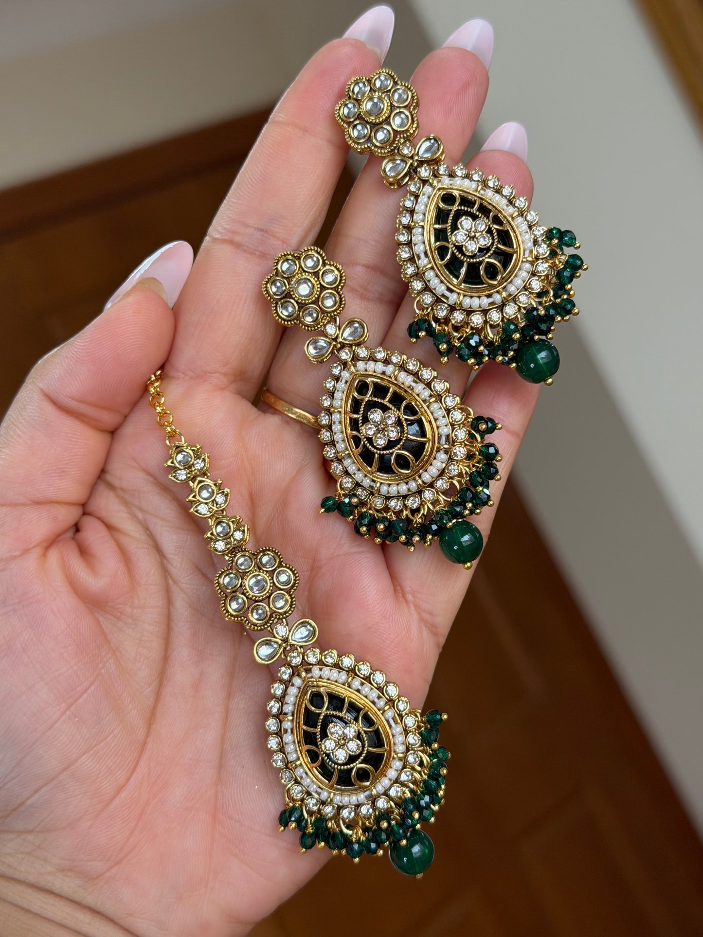 Kundan earrings