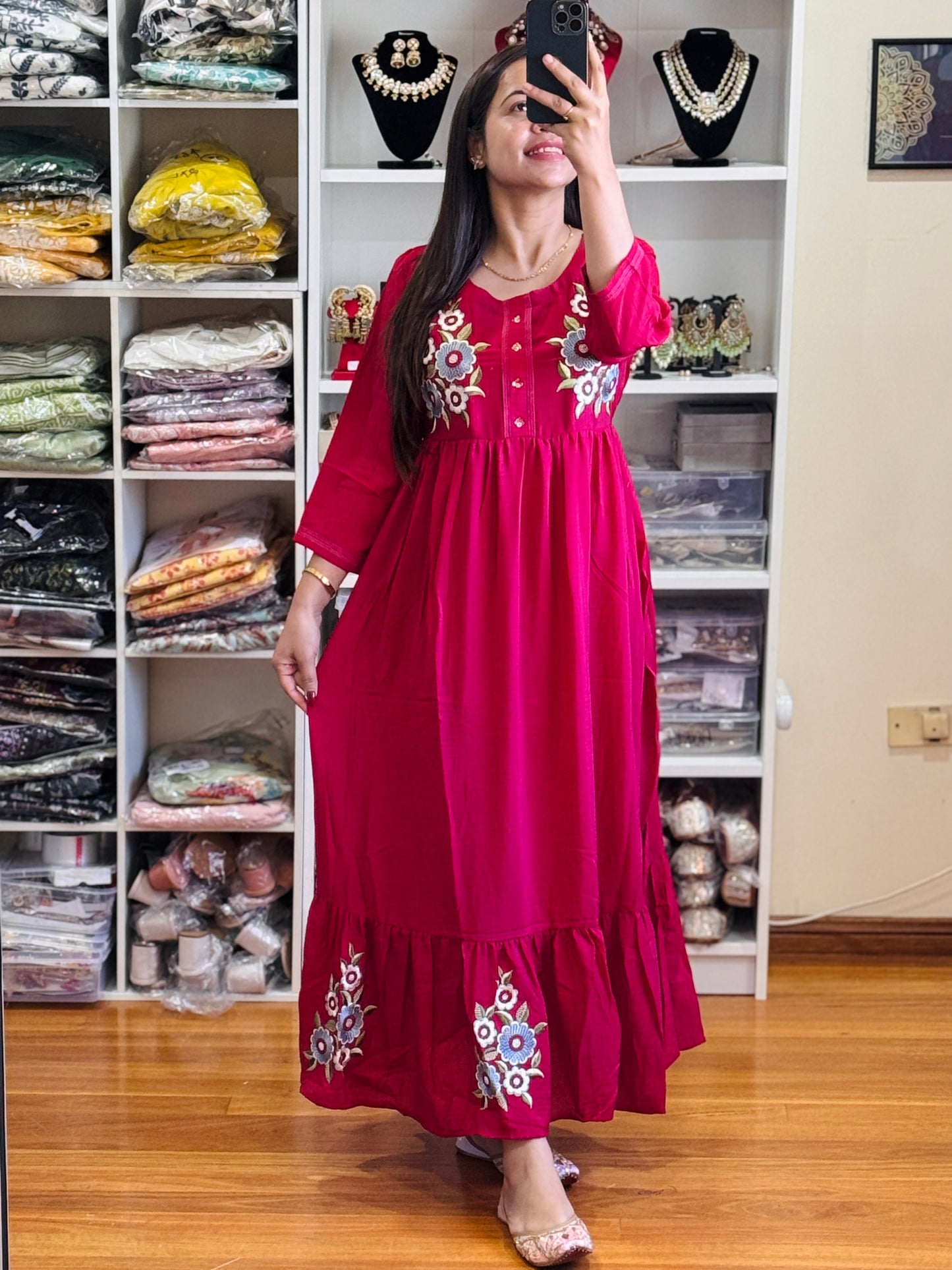 Maxi dress ( FREE SIZE)