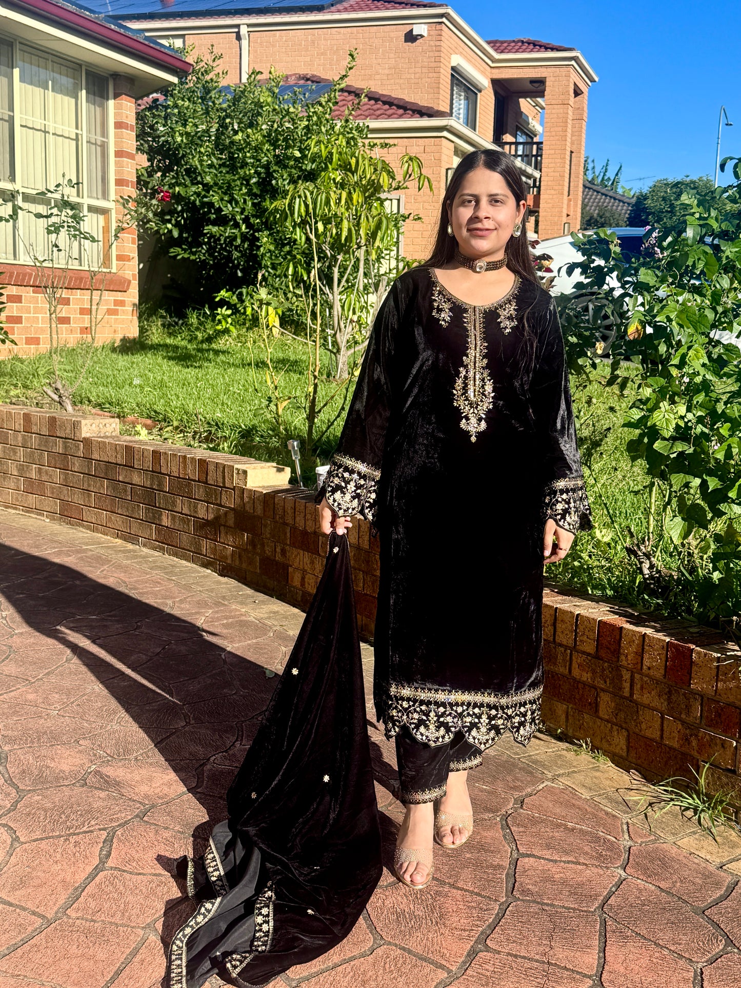 Ethnic Motifs Embroidered Velvet Kurta With Trousers & hevey Dupatta
