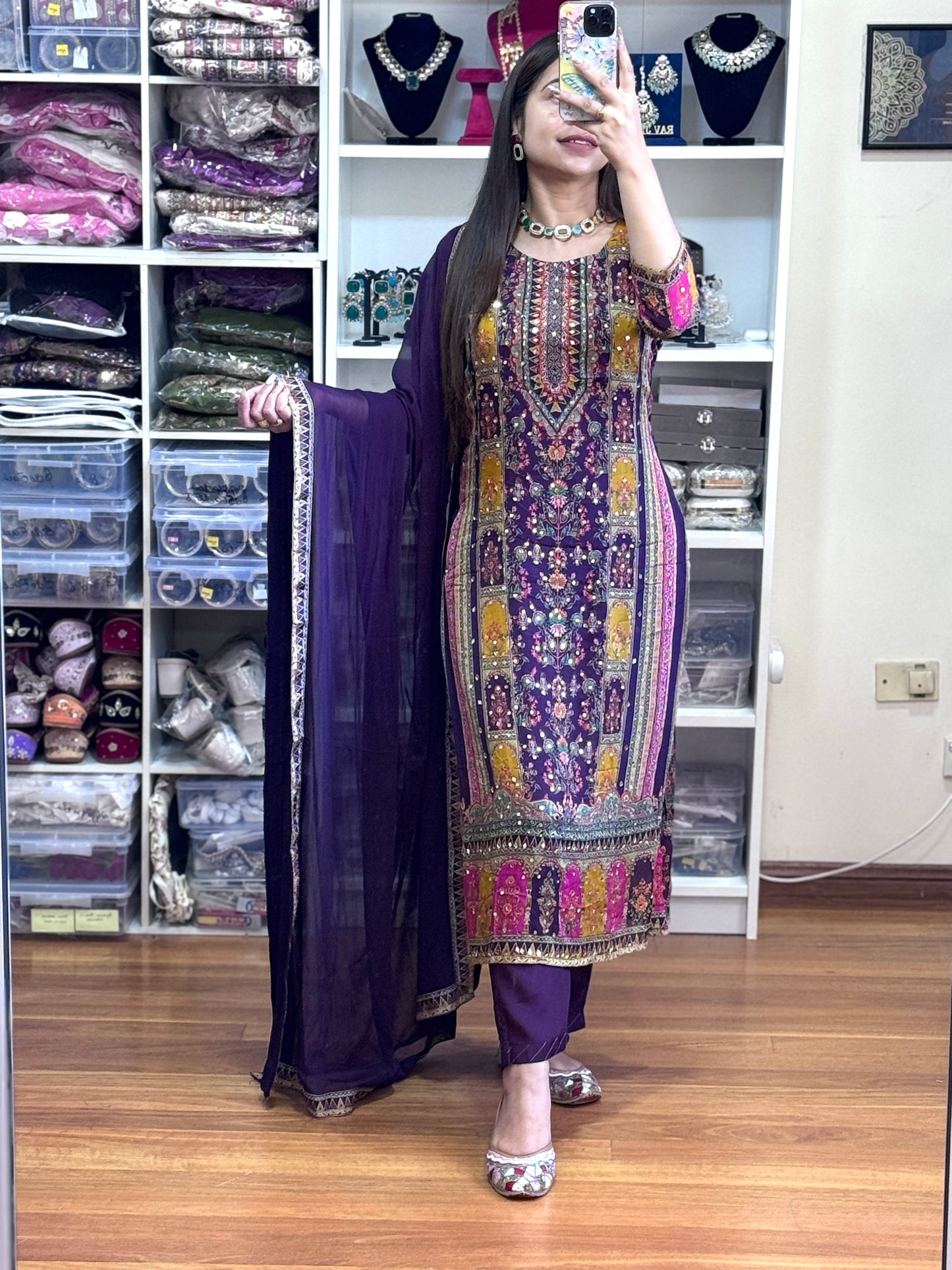 Pure chinon with heavy handwork Suit