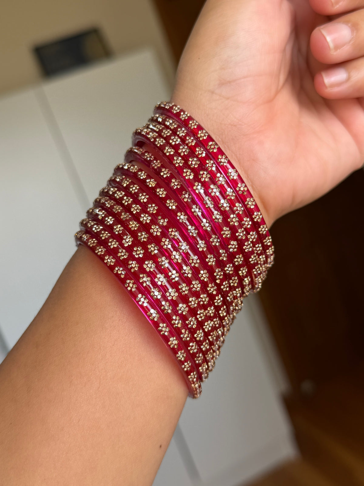 Glass bangles(Rani Pink)