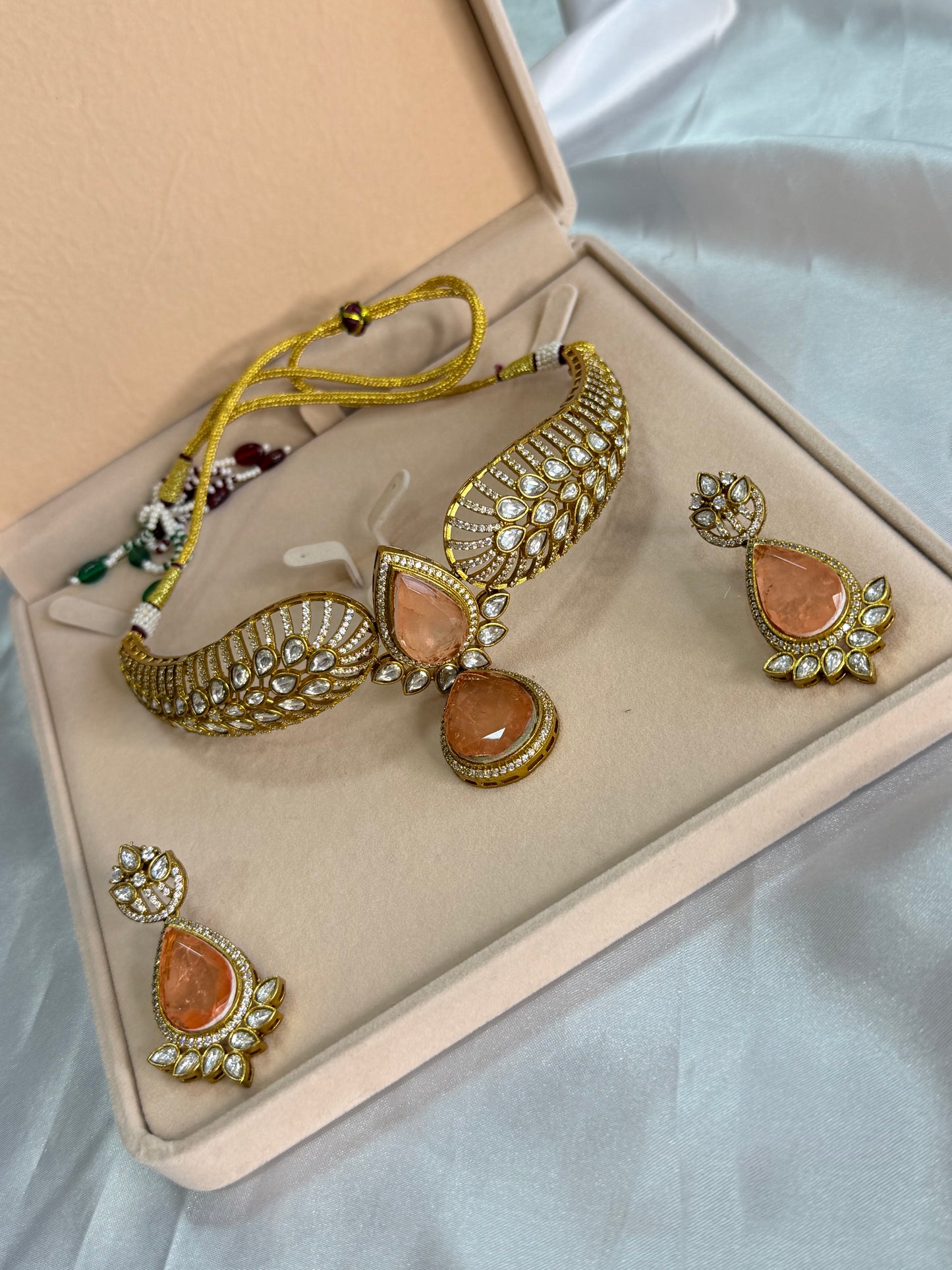 Premium moissanite necklace set(Peach)