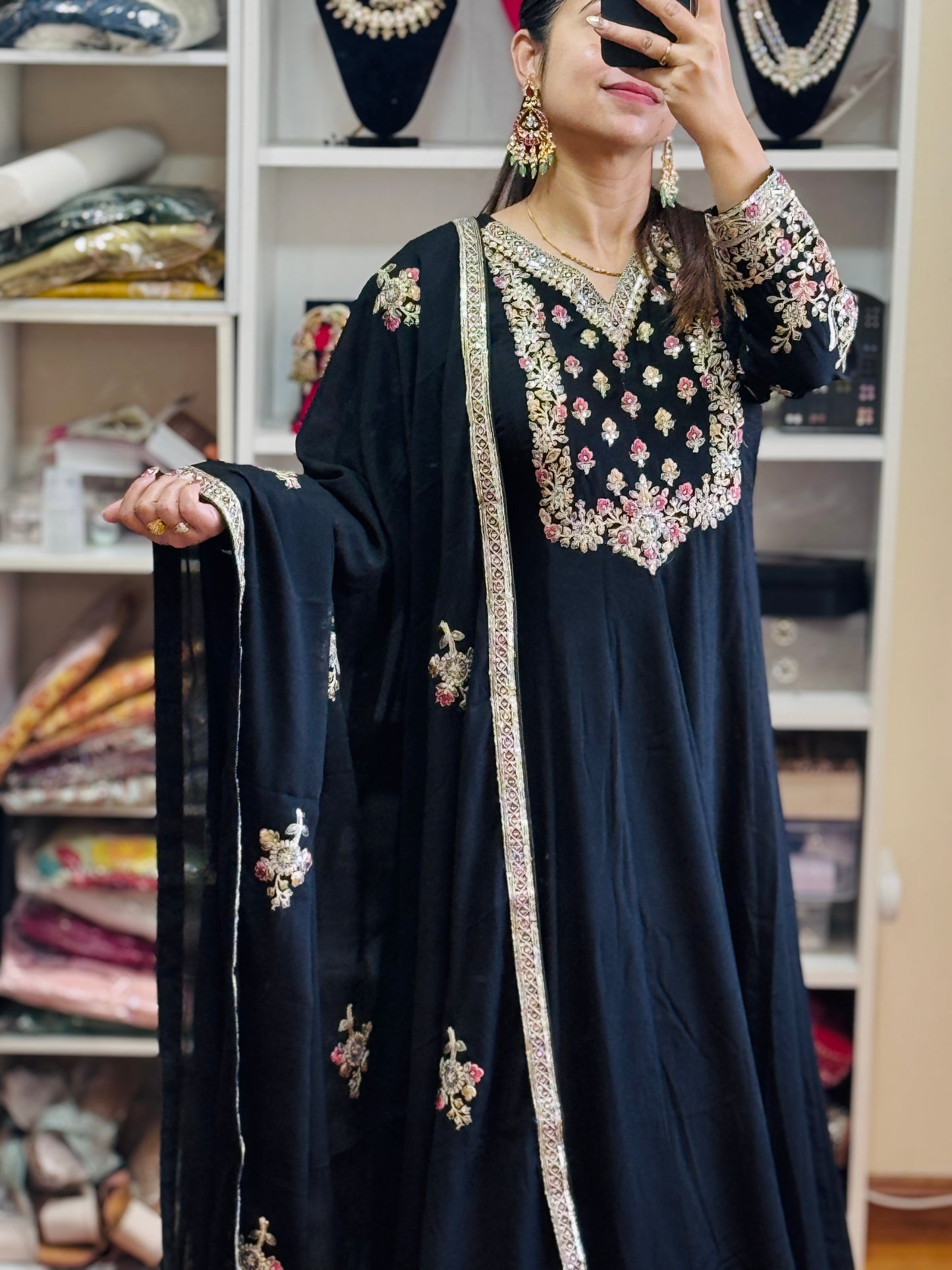 PREMIUM SILK ANARKALI(Free size stitch)