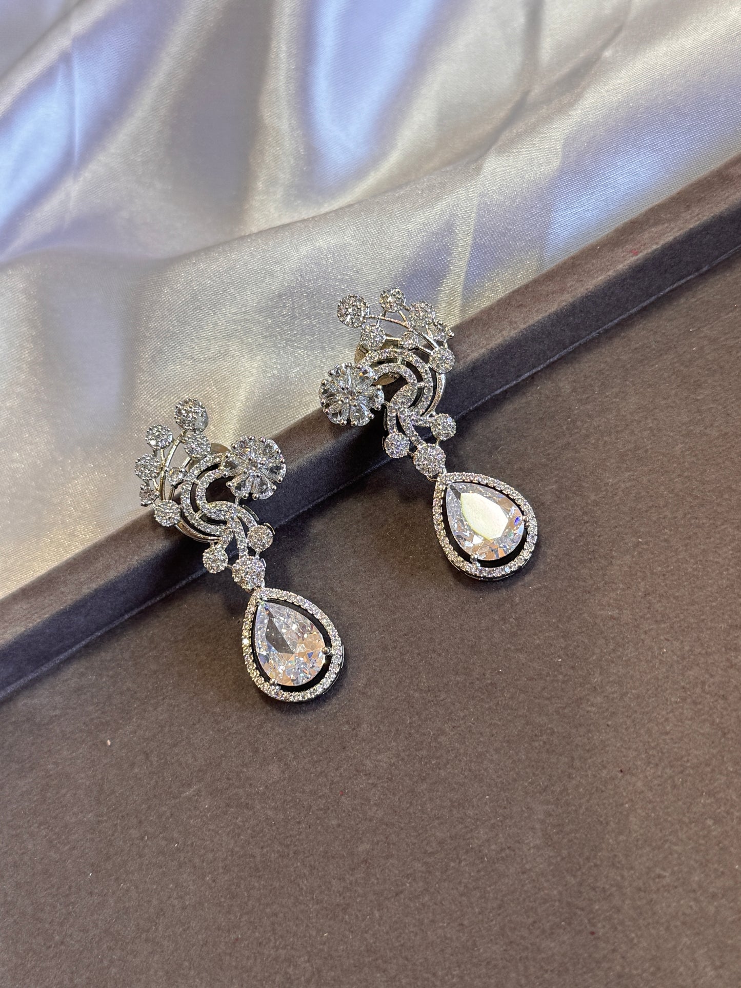 Ad medium size earrings