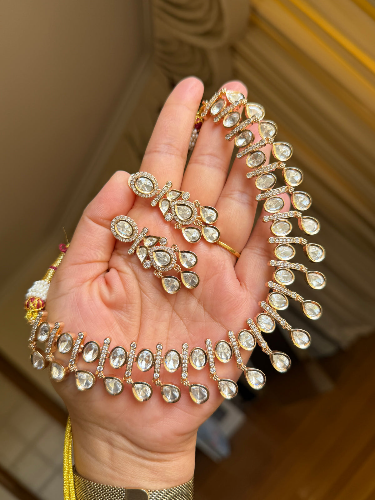 Premium necklace set