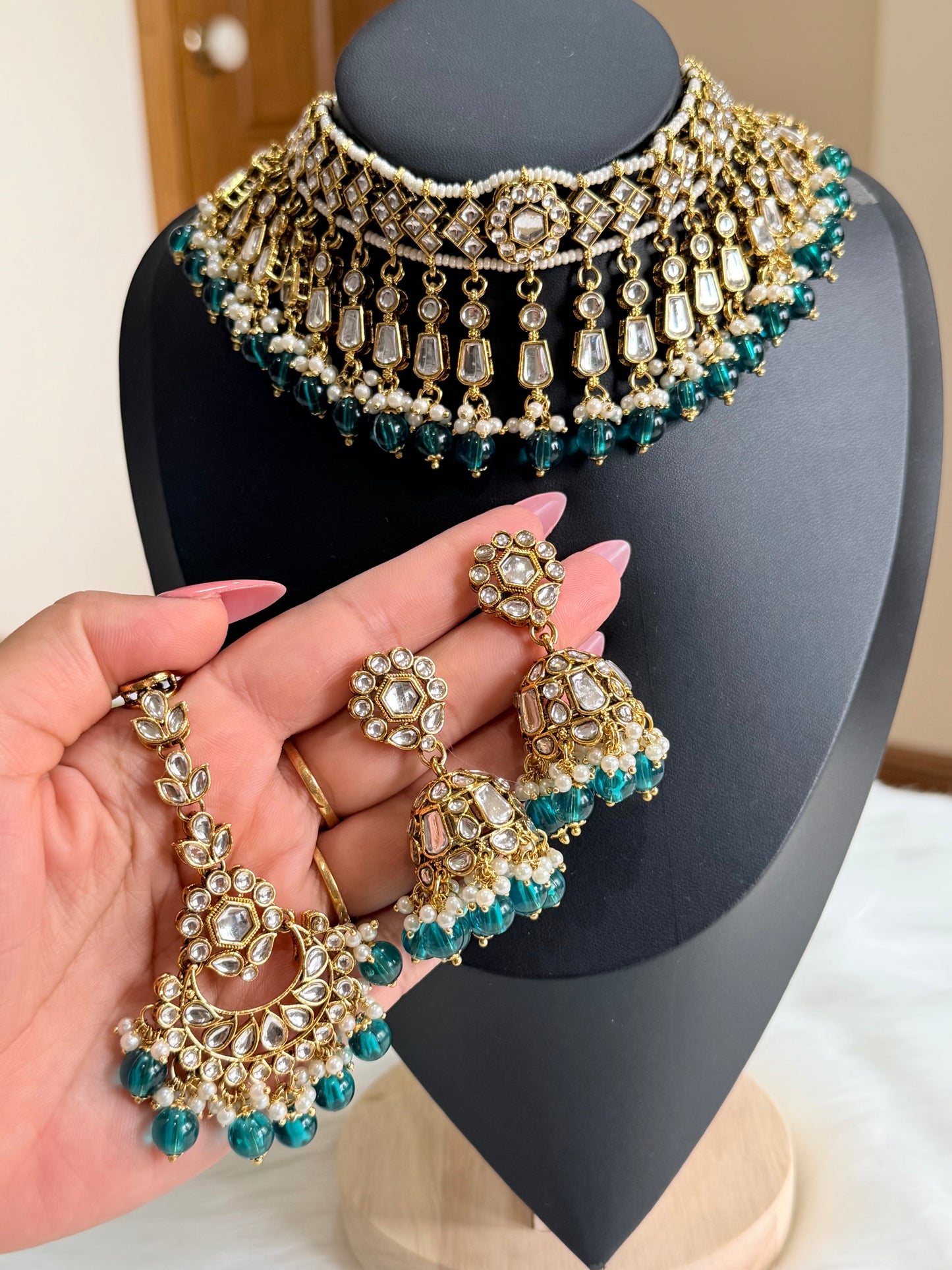 Kundan necklace set