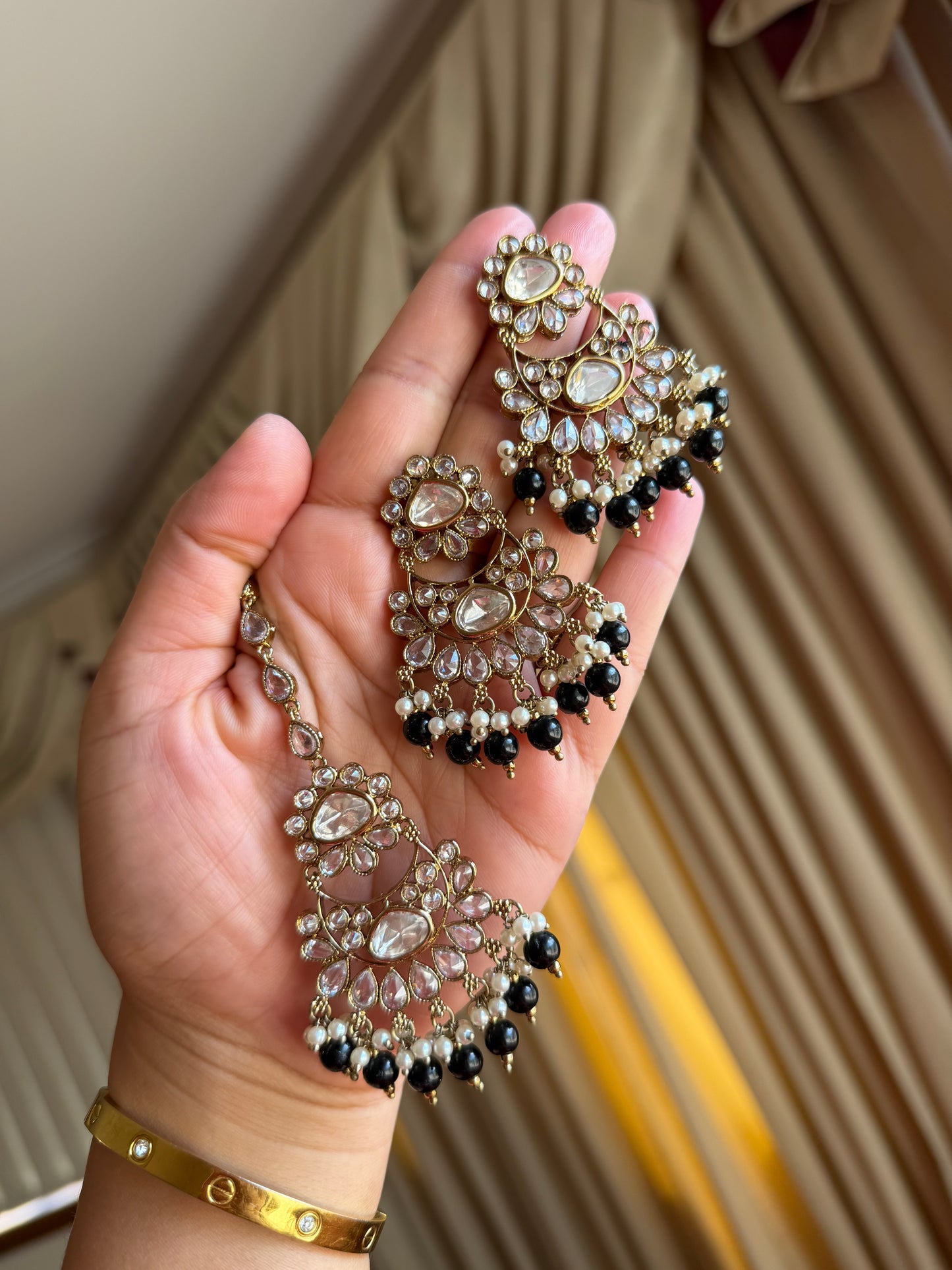 Premium tyani with polki necklace set( Black)