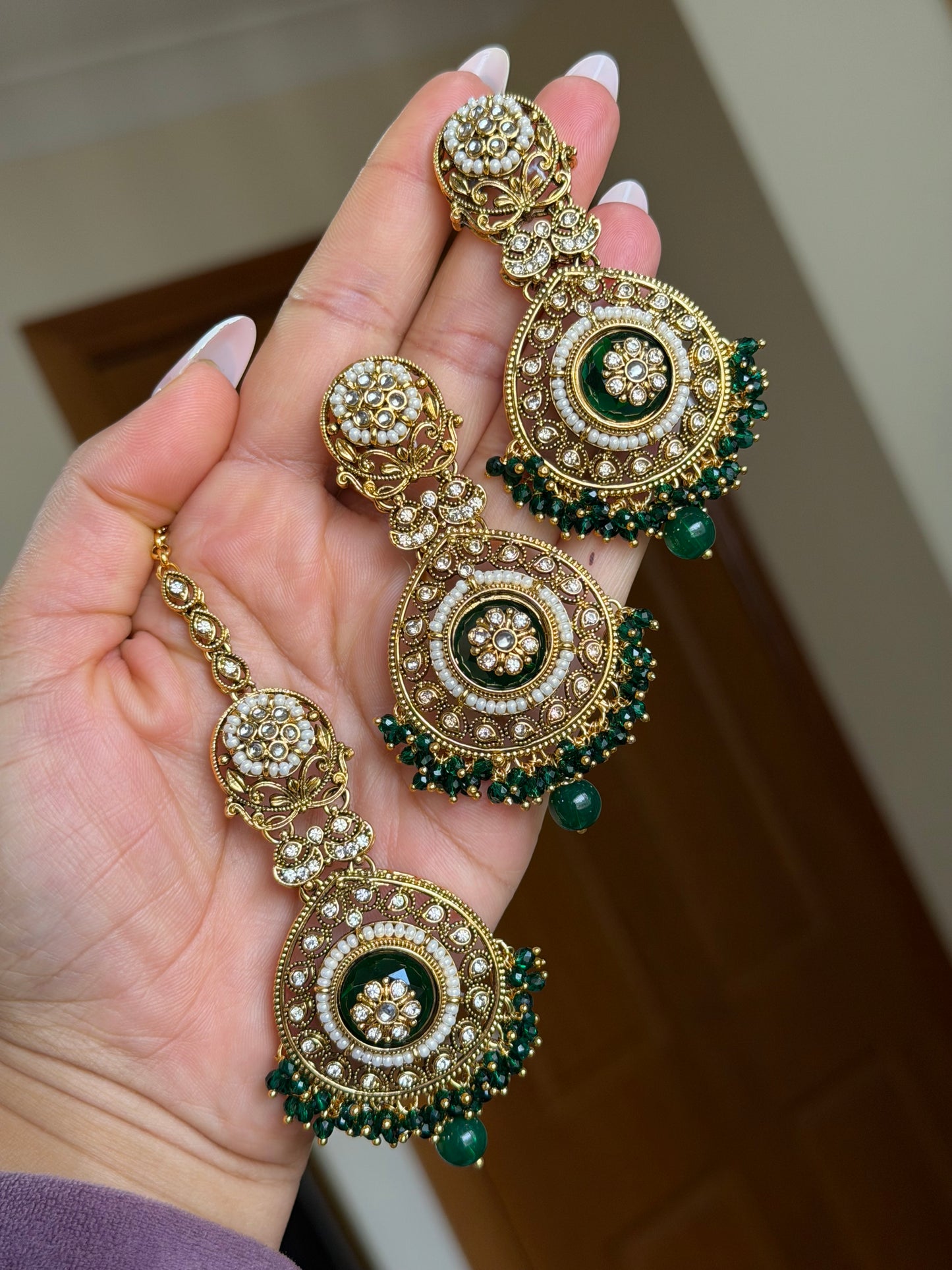 Kundan earrings tikka set