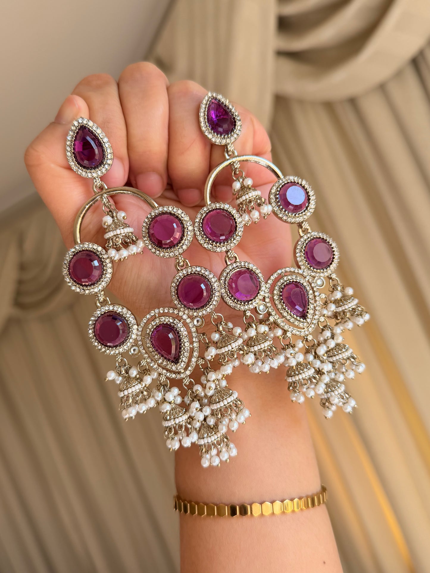 Oversized earrings