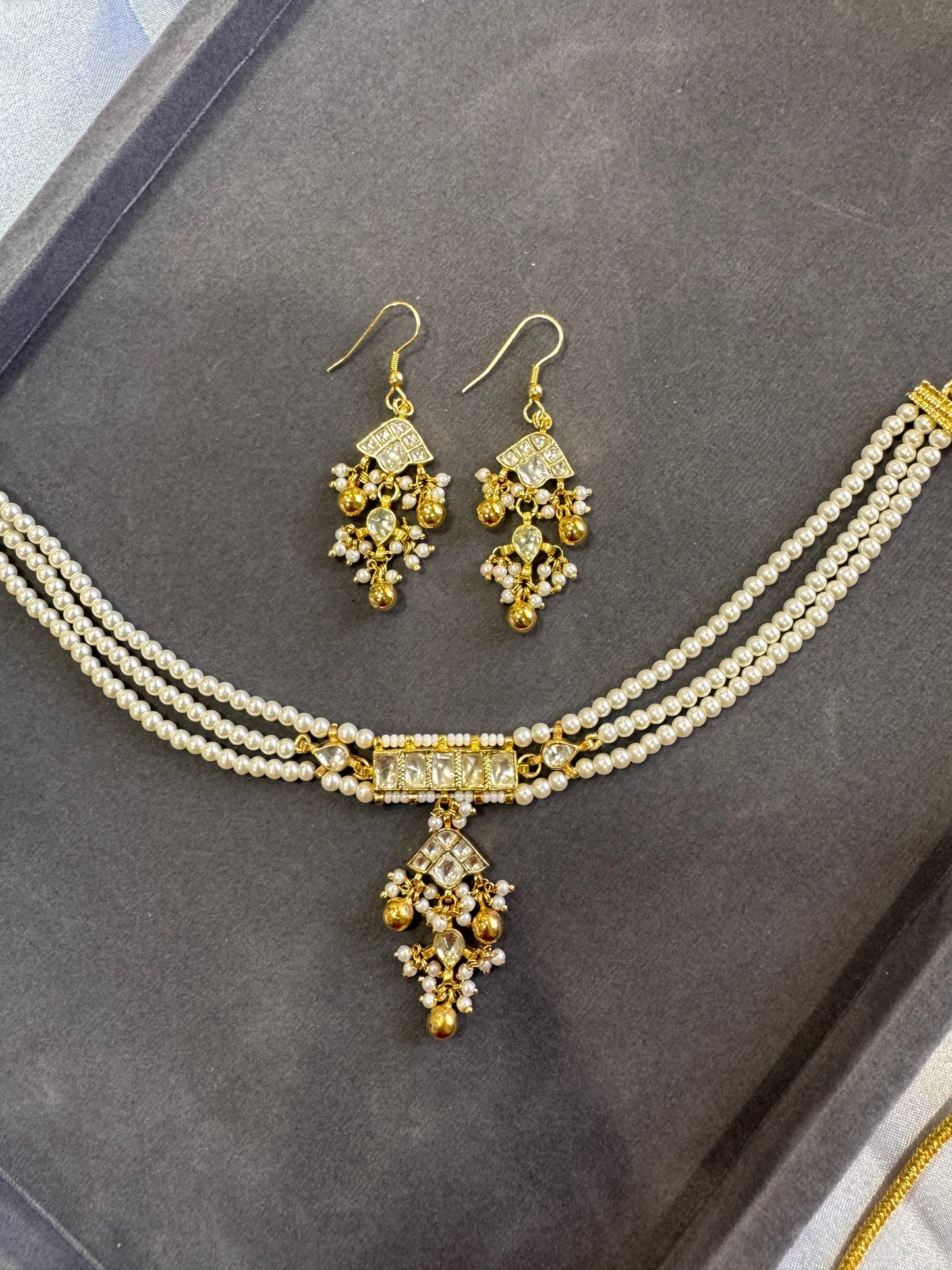 Pachi kundan necklace
