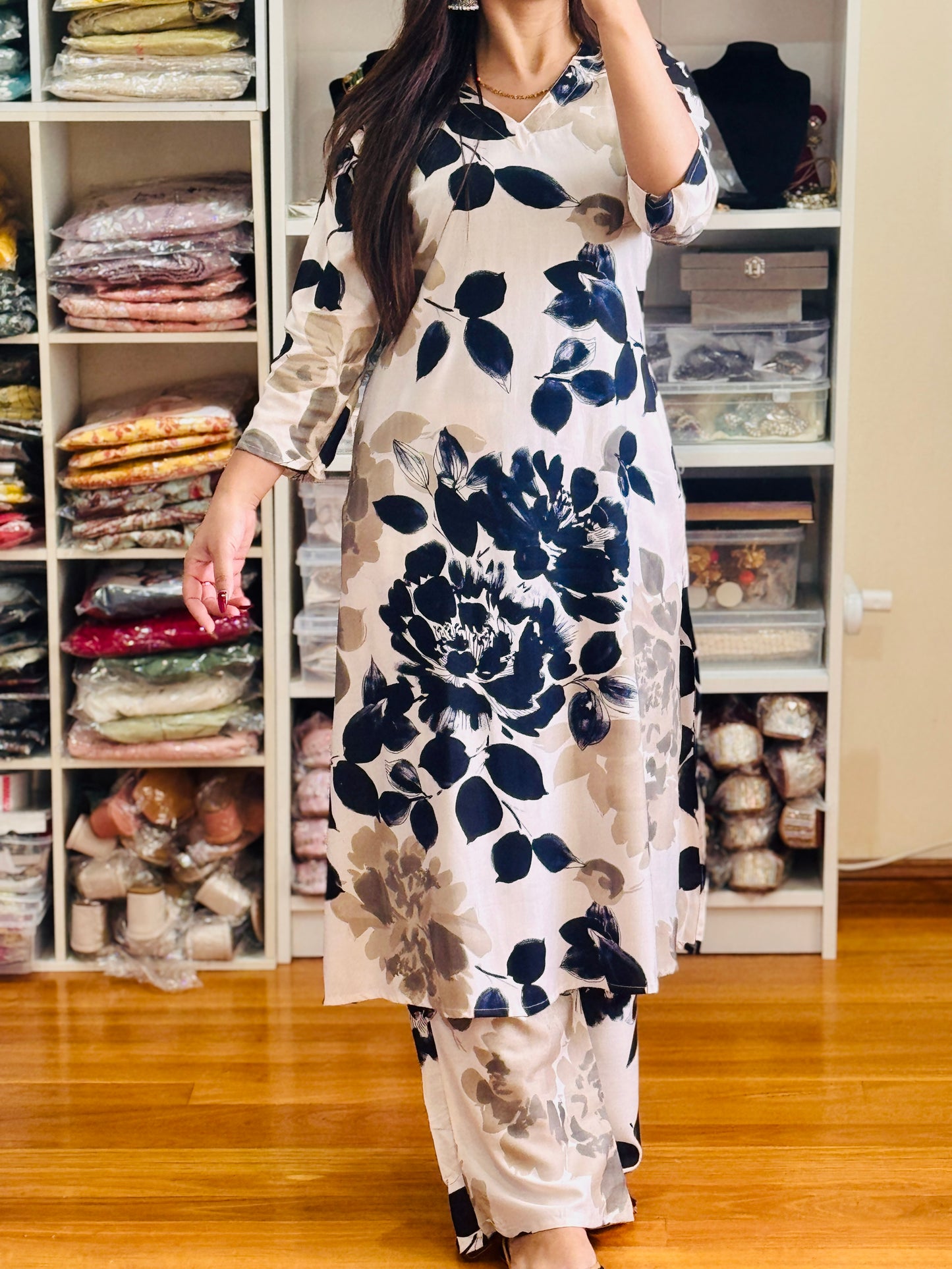 HEAVY REYON WITH PRINT WORK TO FESTIVE WEAR KURTI PANT STYLE DESIGNER 2 PIECE COMBO SUIT