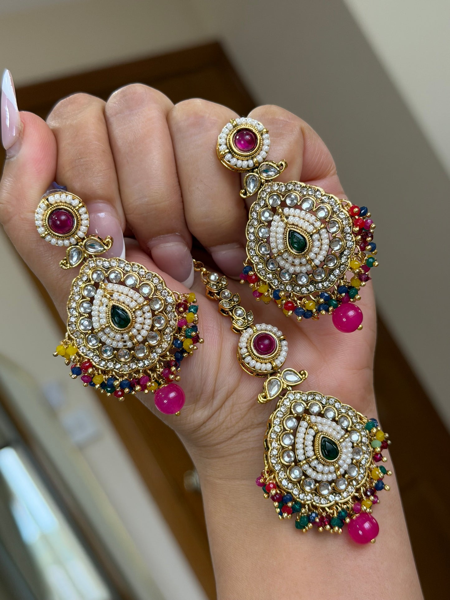 Kundan earrings tikka set