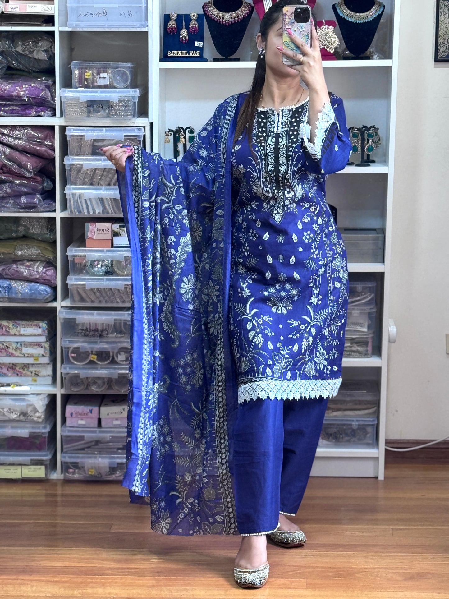 HEAVY LAWN COTTON KARACHI PRINT SUIT