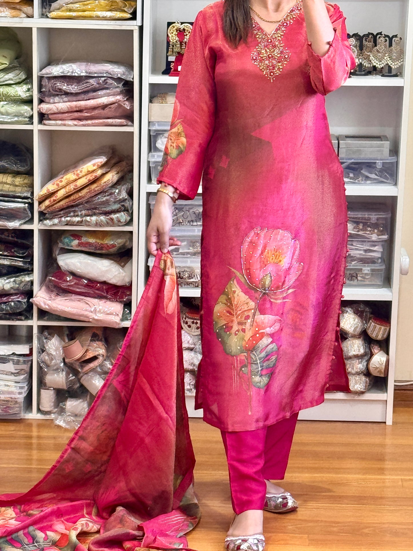 Shimmer silk suit