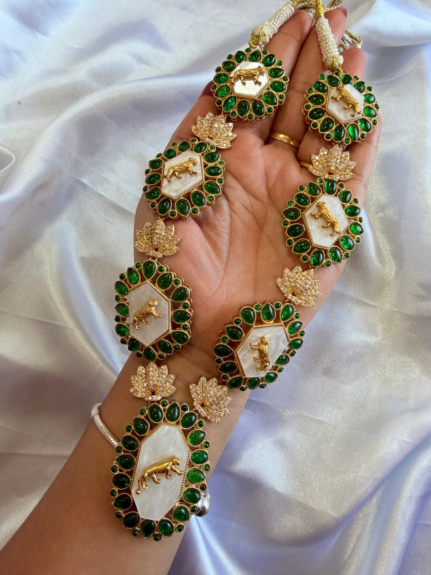 Premium sabyasachi inspired necklace set