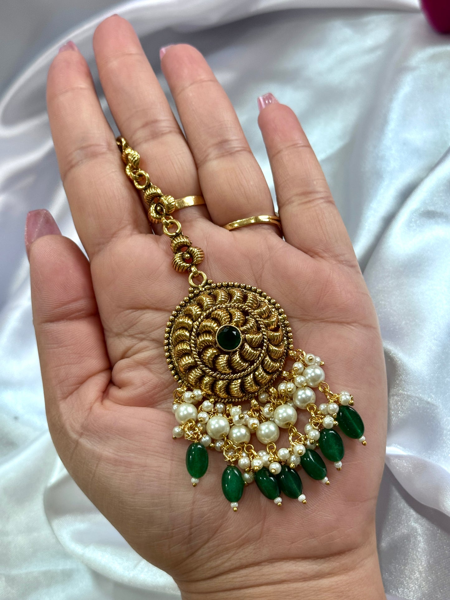 Gold plated chokar set