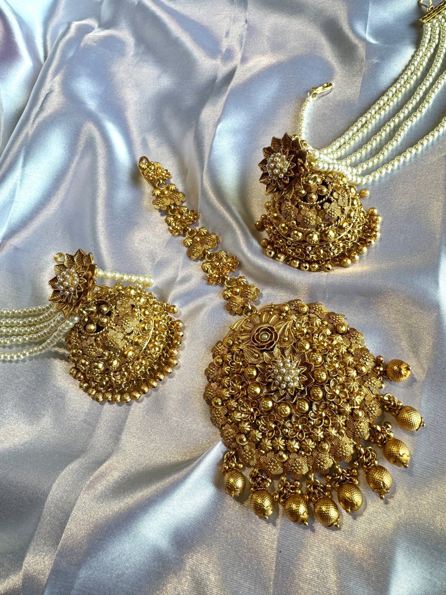 Gold plated jhumki tikka set