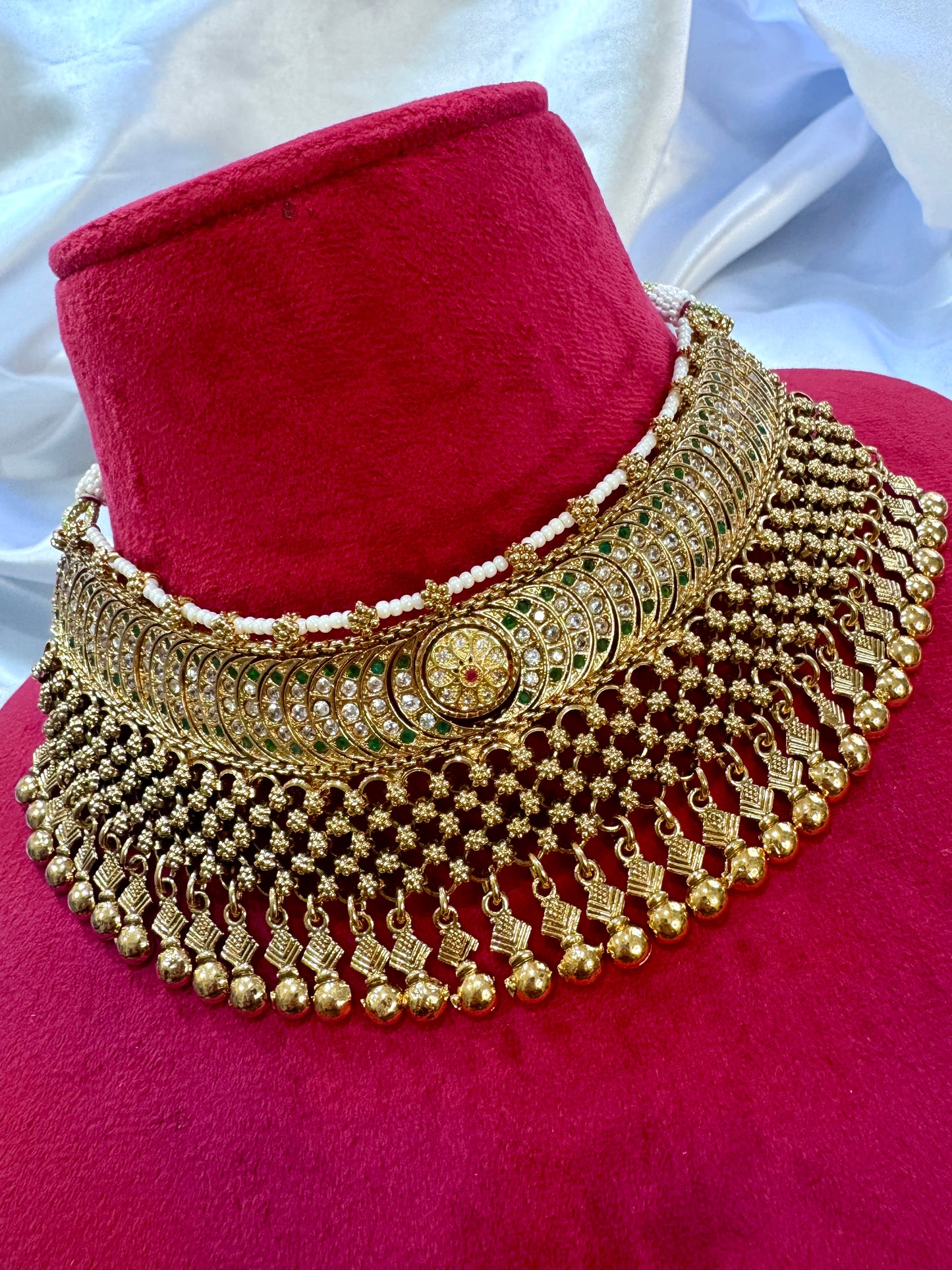 Gold plated necklace set