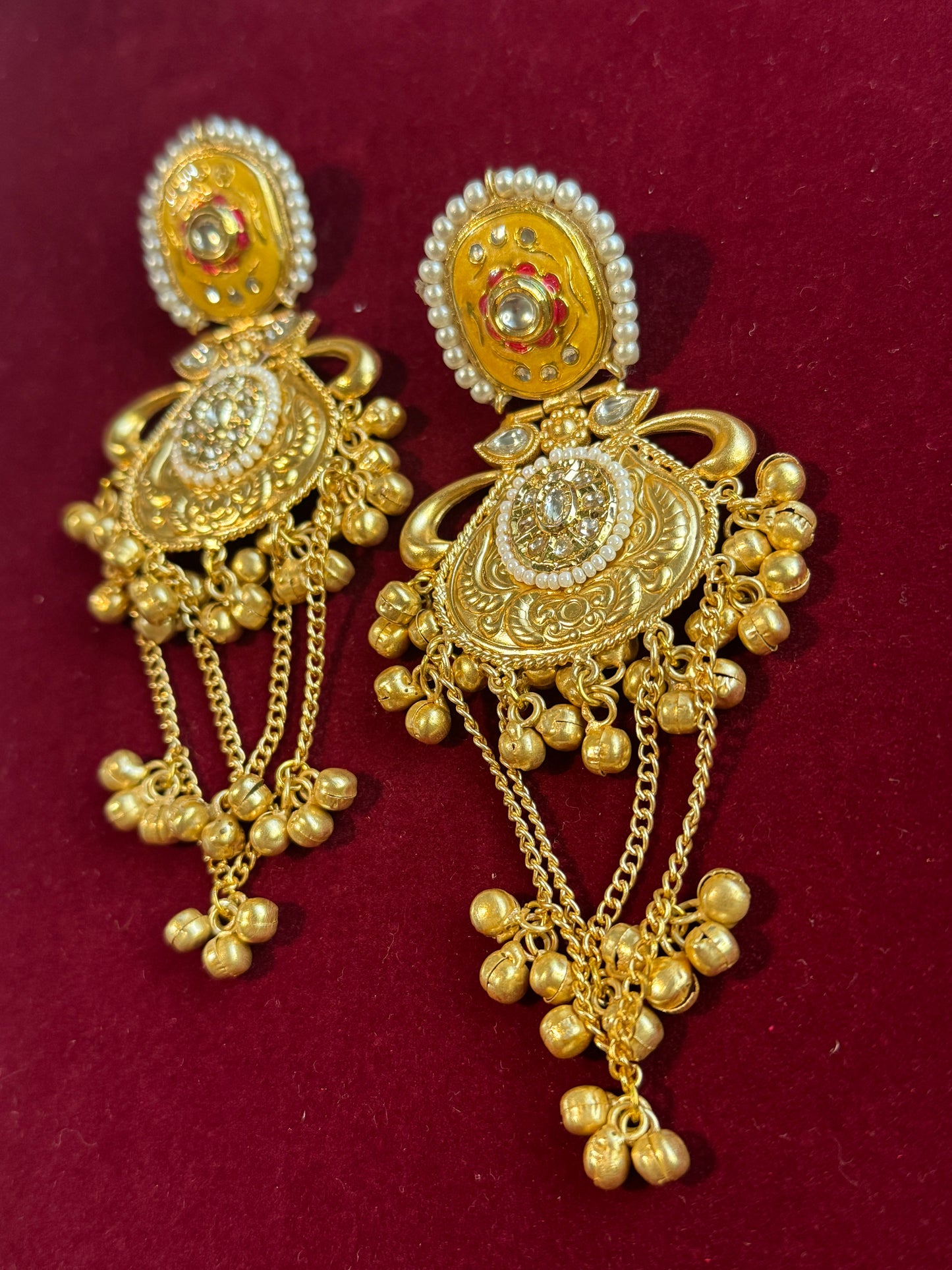 Premium earrings