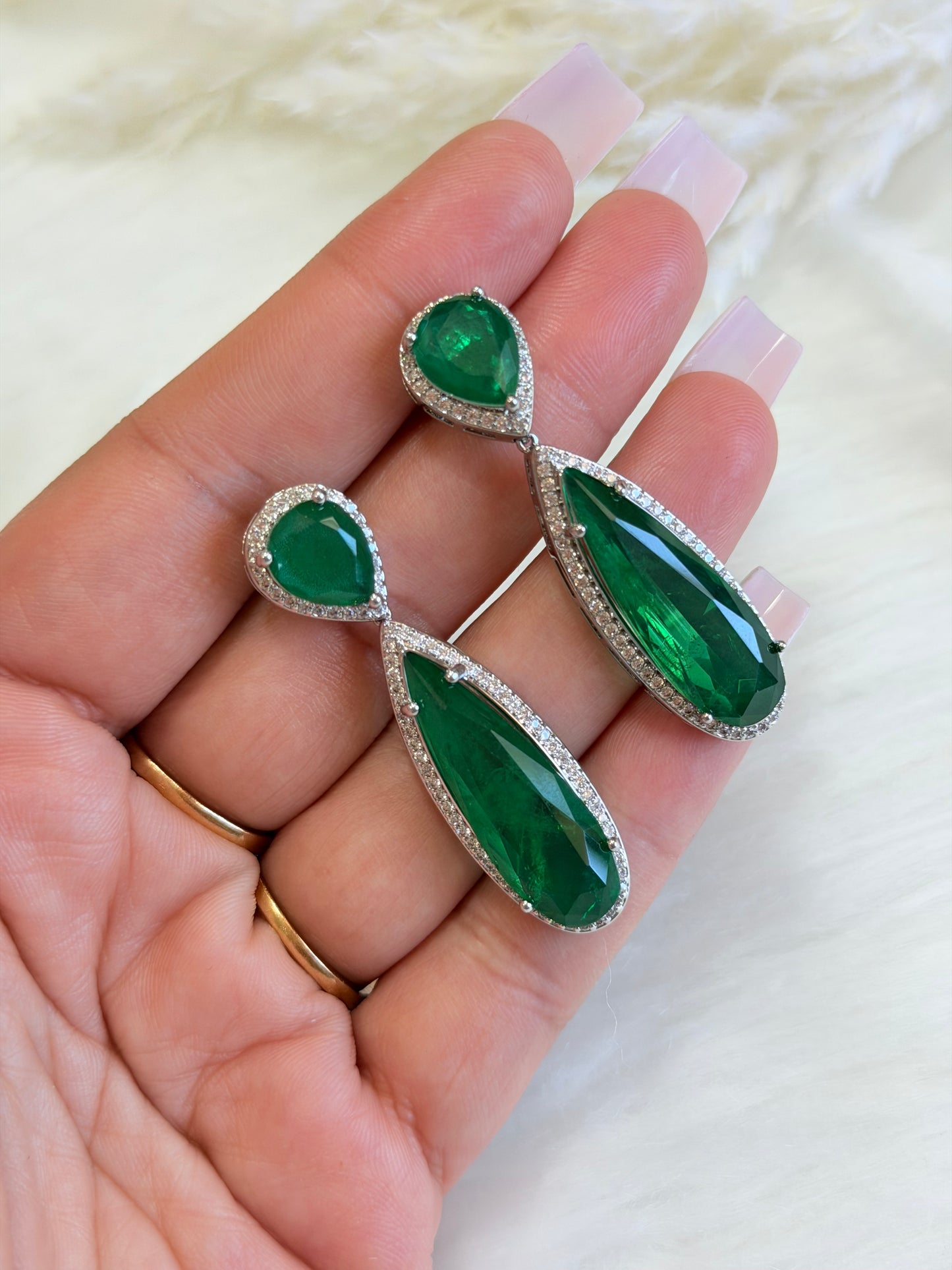 Exclusive earrings ( Green)