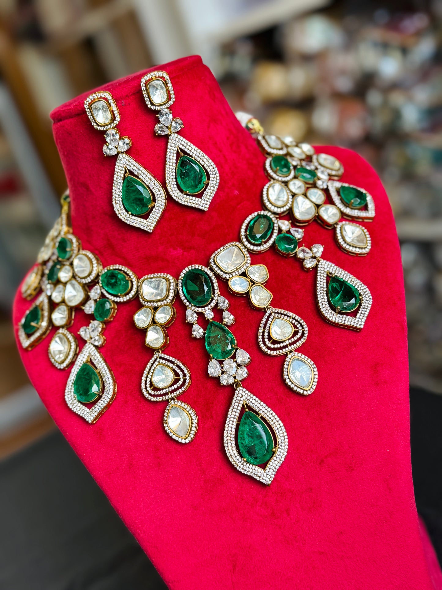 Premium necklace