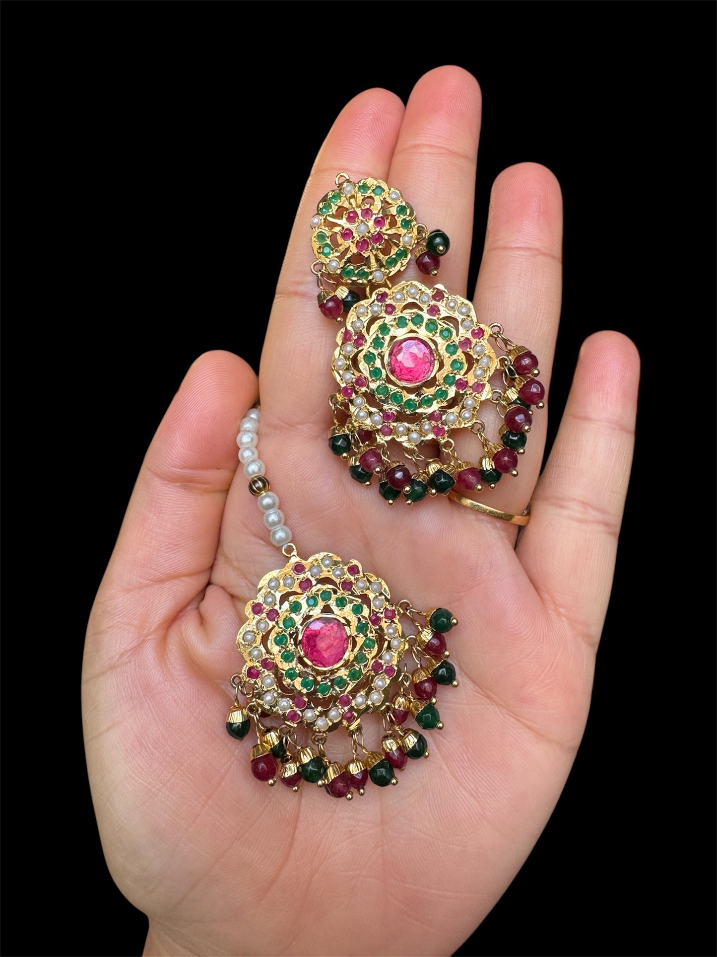 Jadau necklace