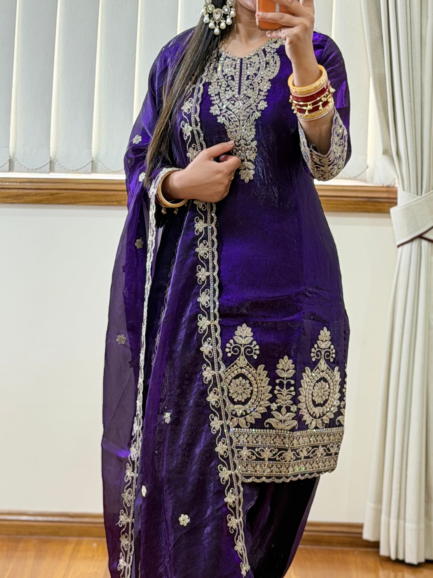 Traditional Farshi Glam