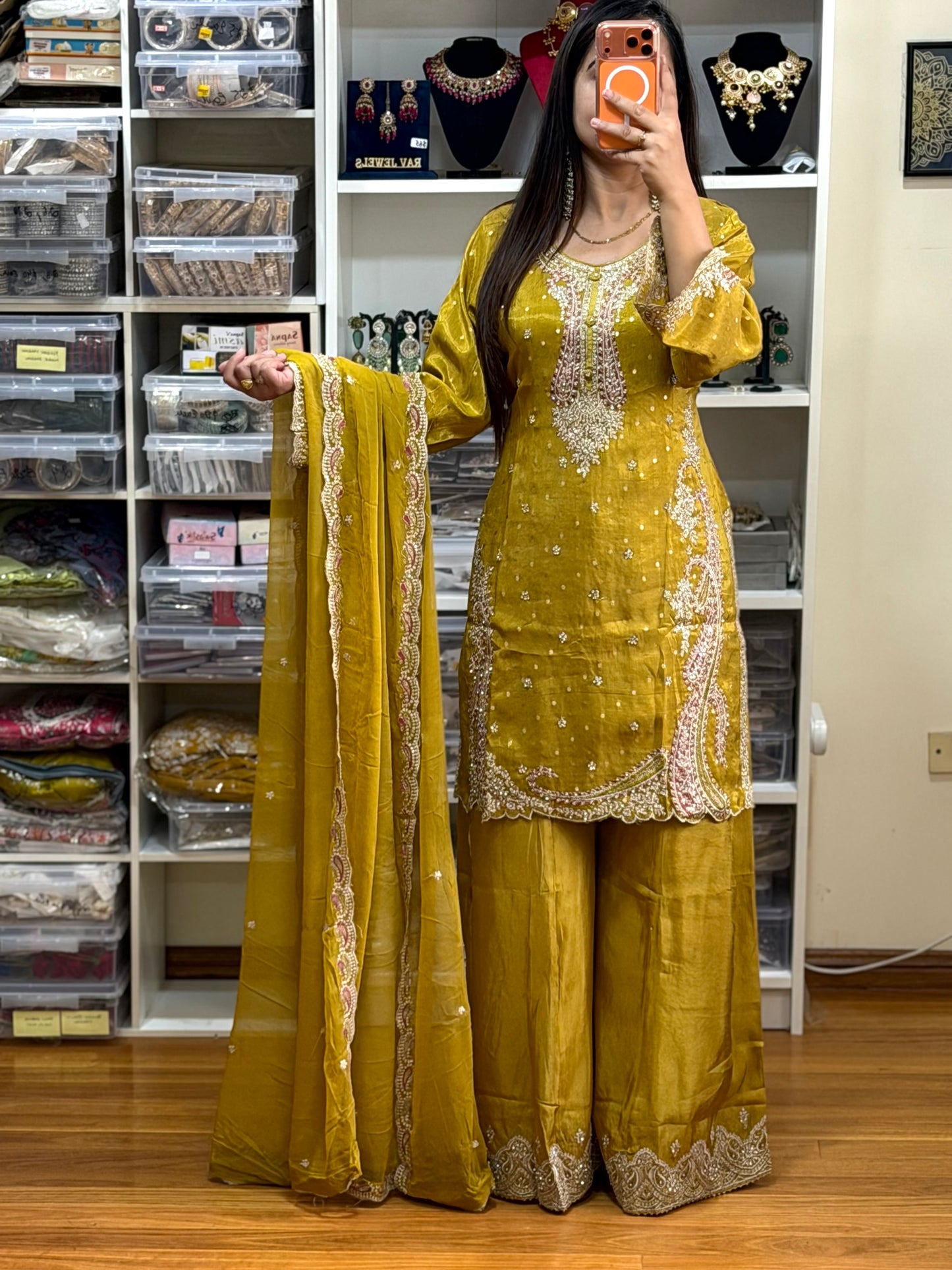 Pure shimmer with heavy handwork SUIT(Ready size 42 with margin)