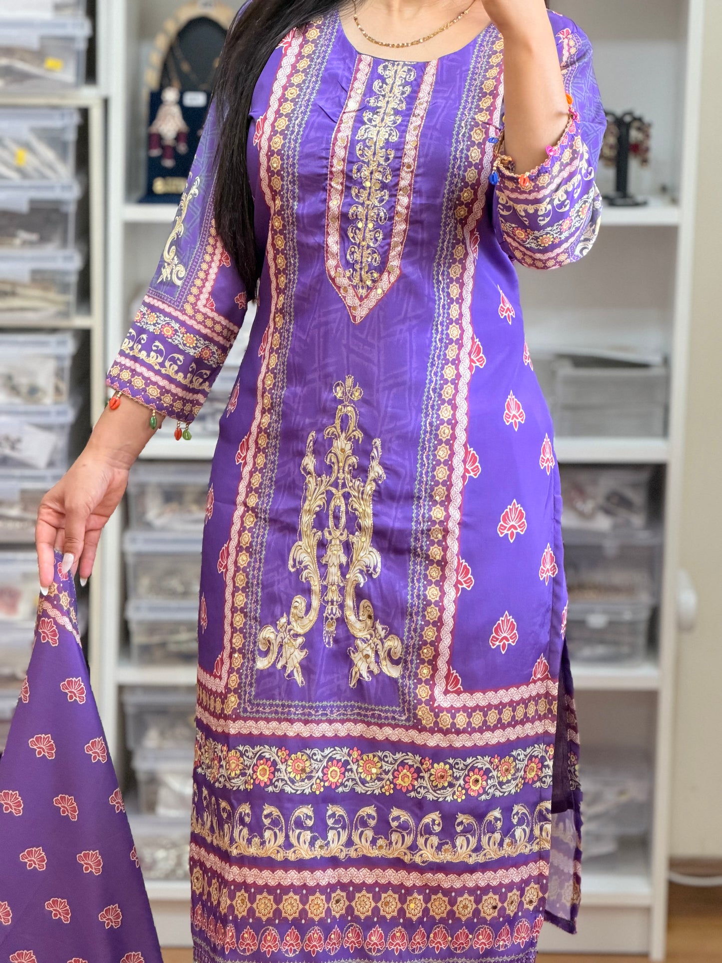 Lavender Digital Printed Crepe Silk Suit with Mirror & Tilla Work