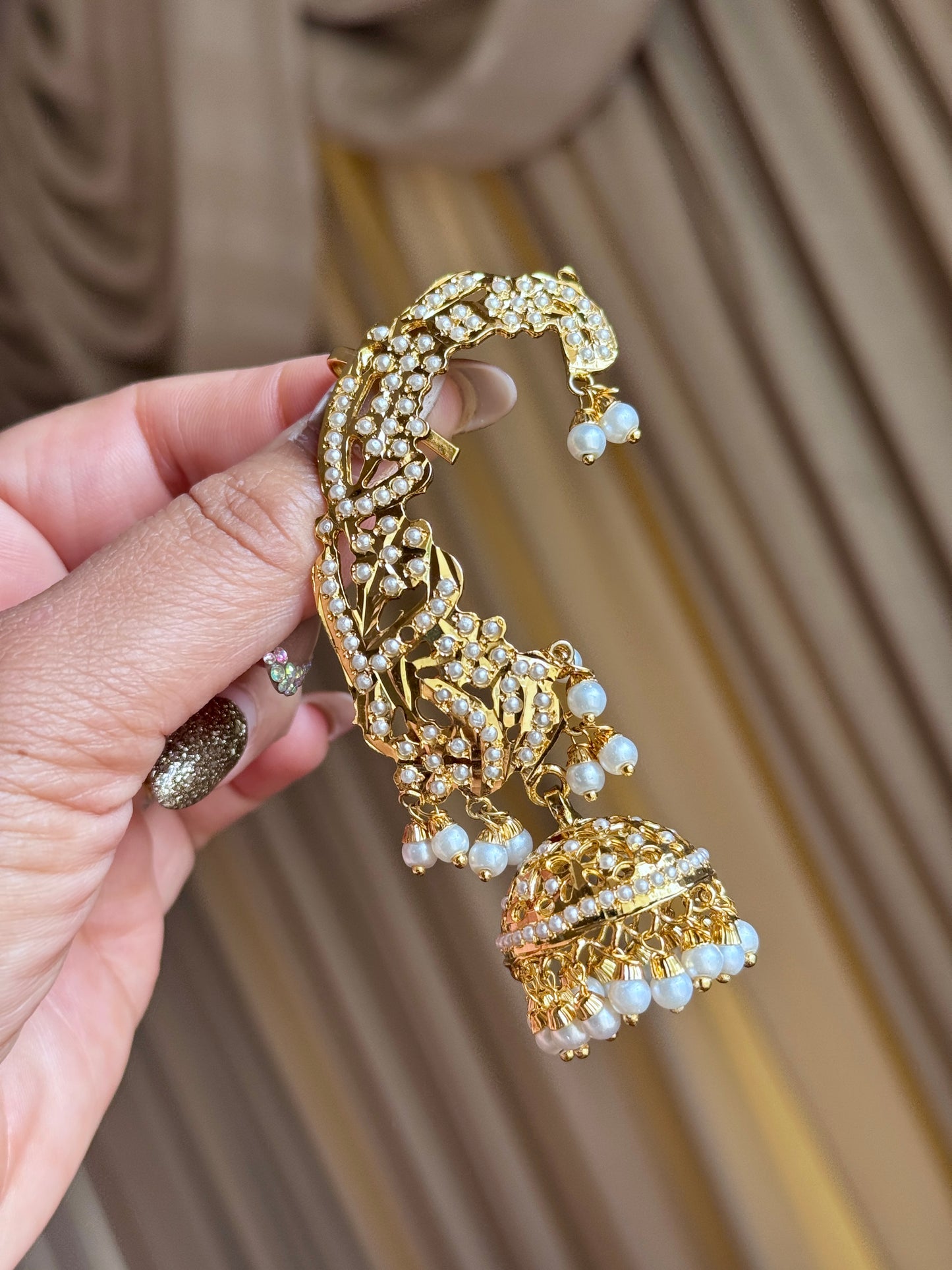 Premium gold look earcuff earrings