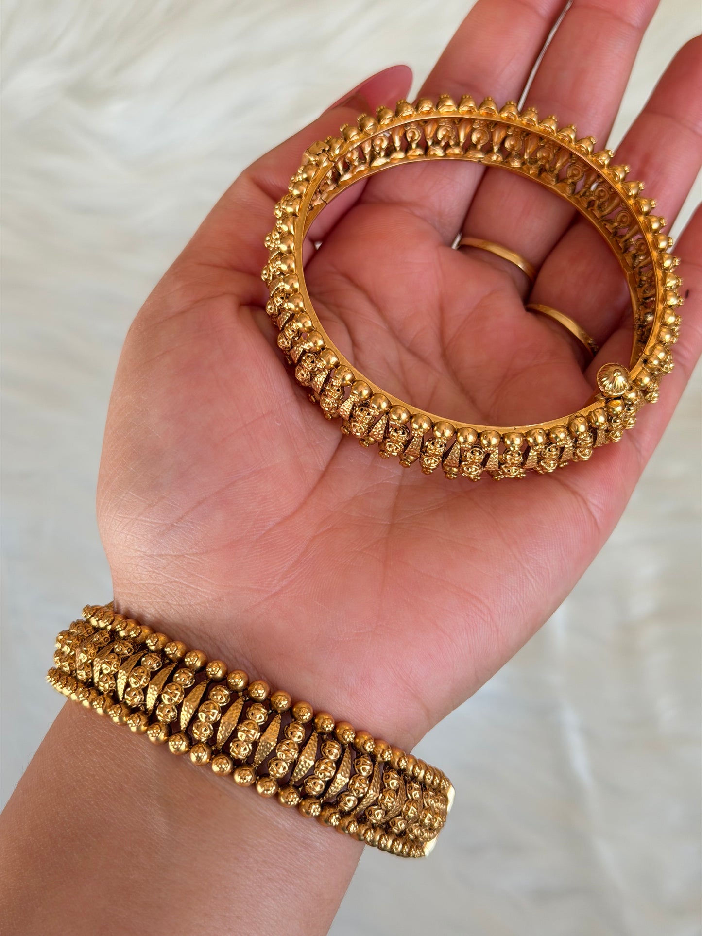 Premium gold look openable kangan