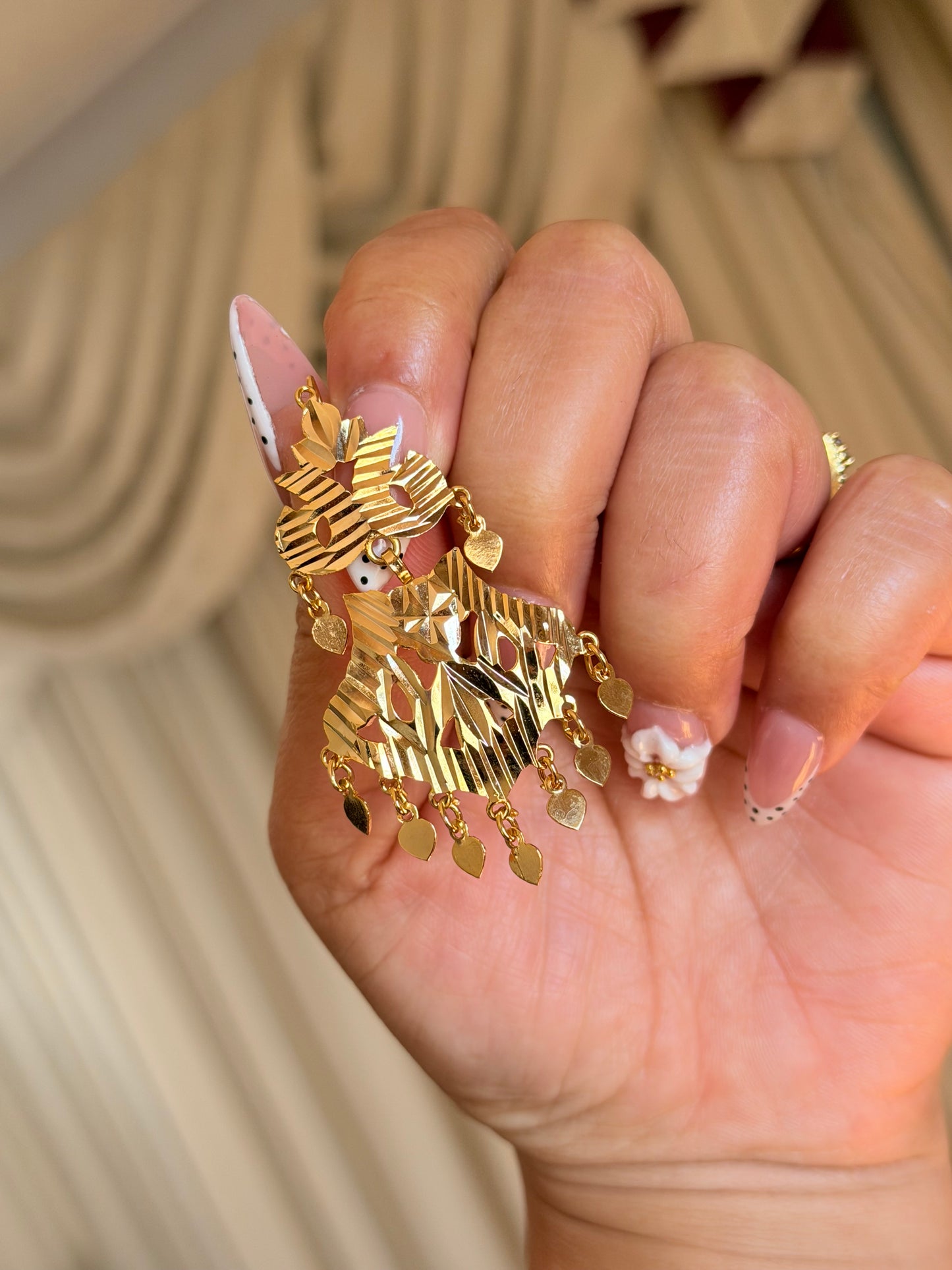 Premium traditional gold look necklace set