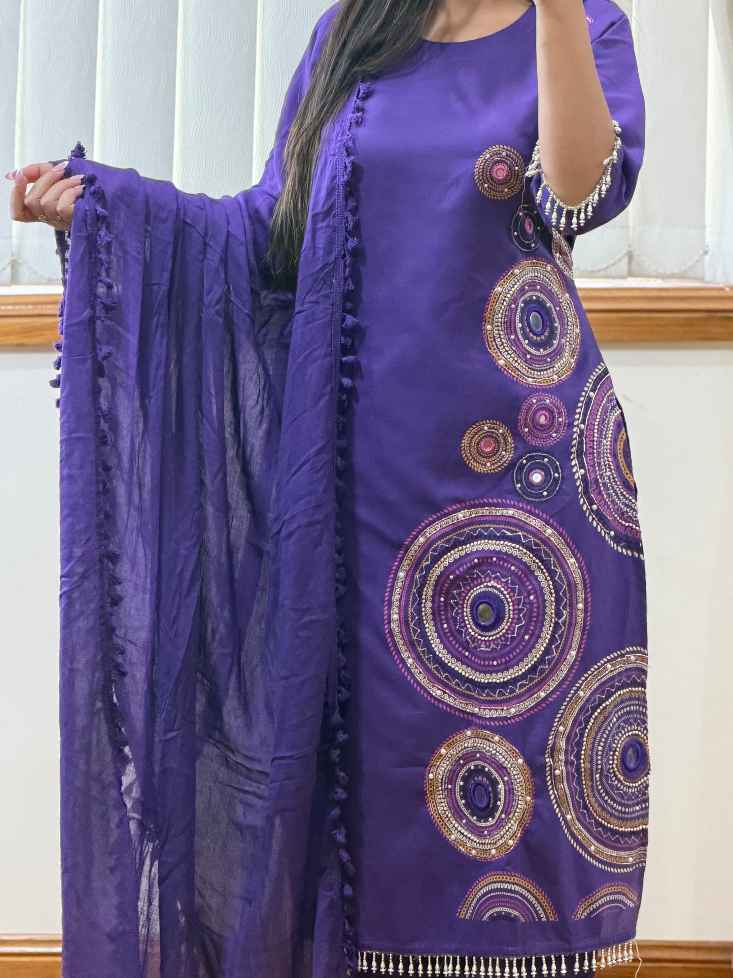 Cotton suit with original mirror eork