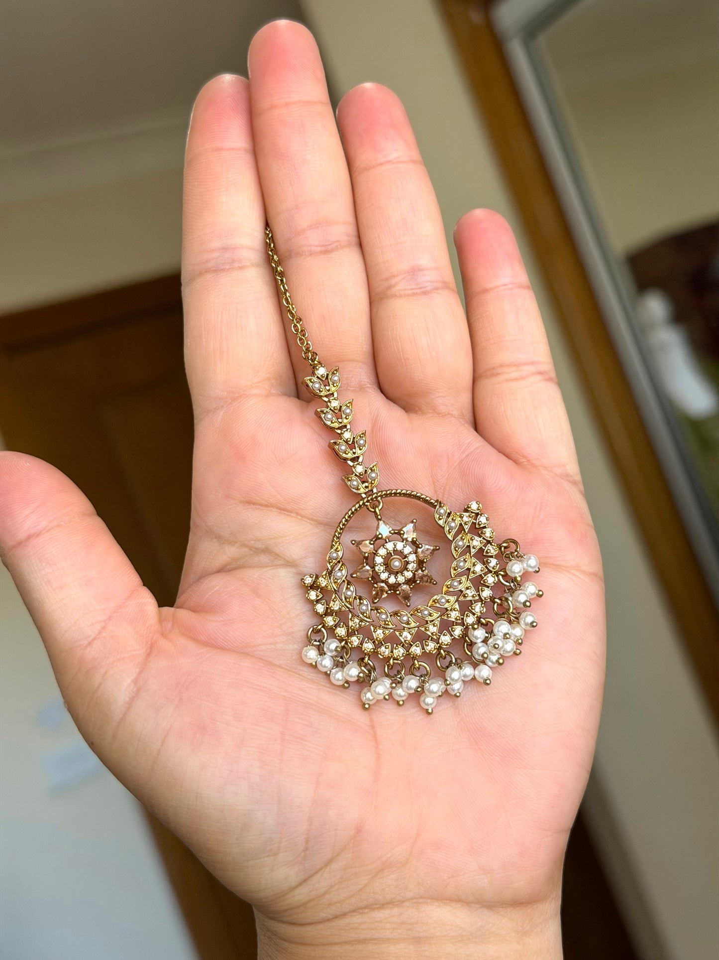 Ad chandbali earrings