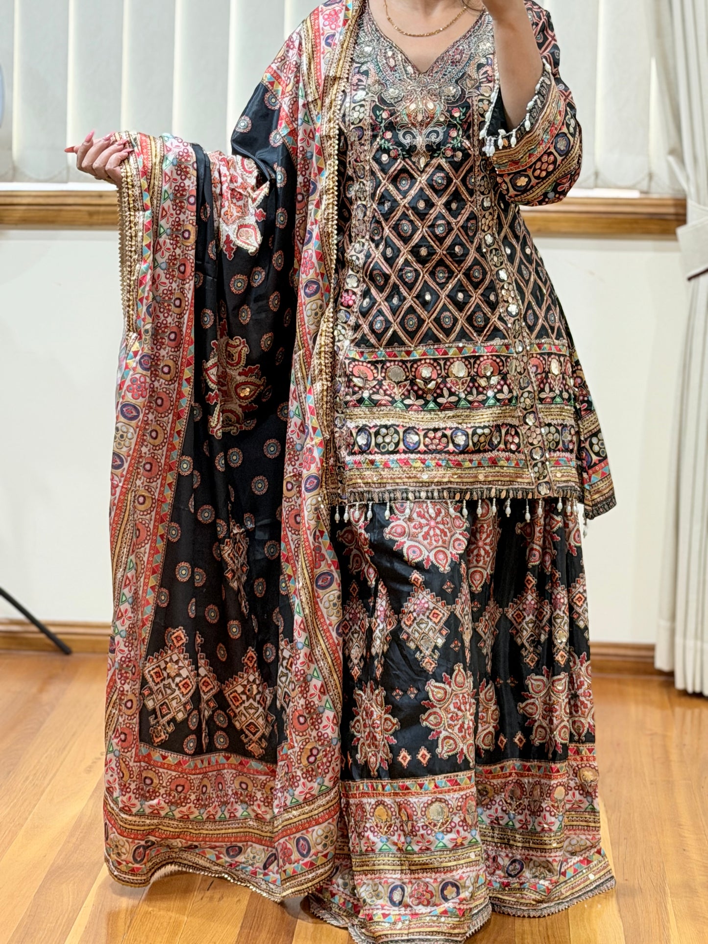 Elegant Sharara Suit with Intricate Aari & Gota Detailing