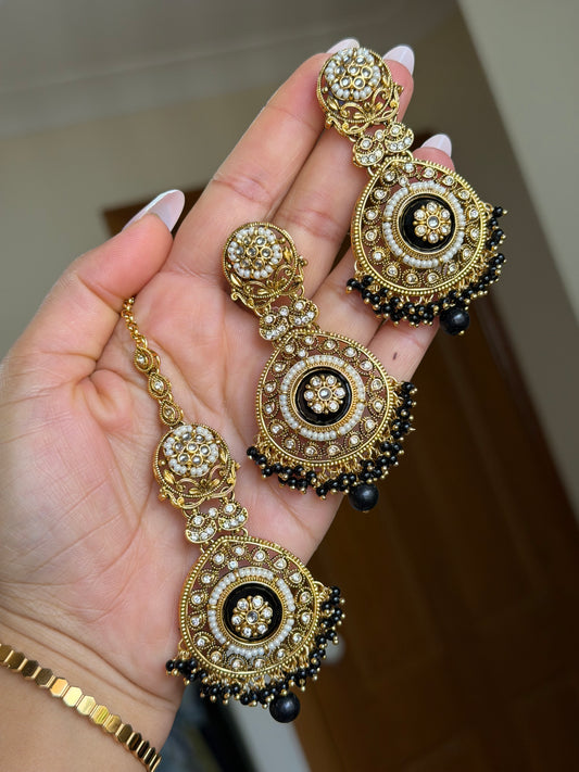 Kundan earrings tikka set