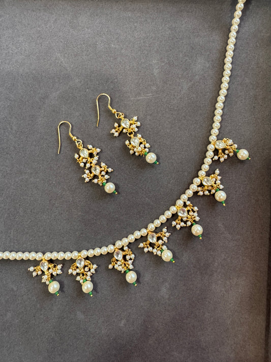 Pachi kundan necklace