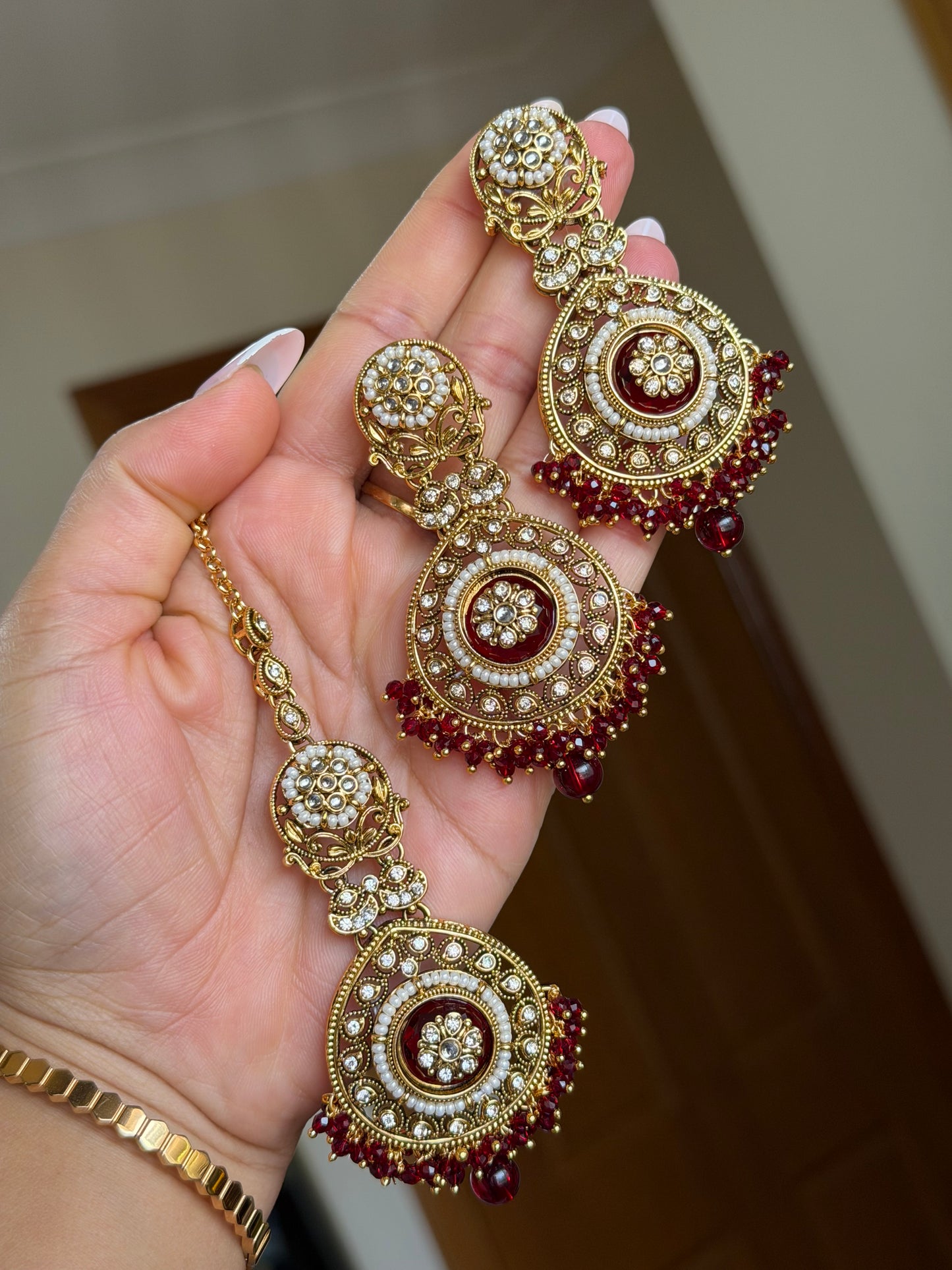 Kundan earrings tikka set