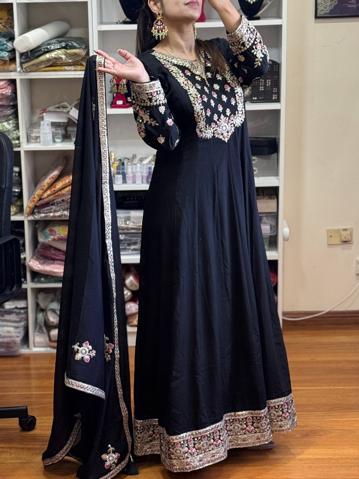 PREMIUM SILK ANARKALI(Free size stitch)