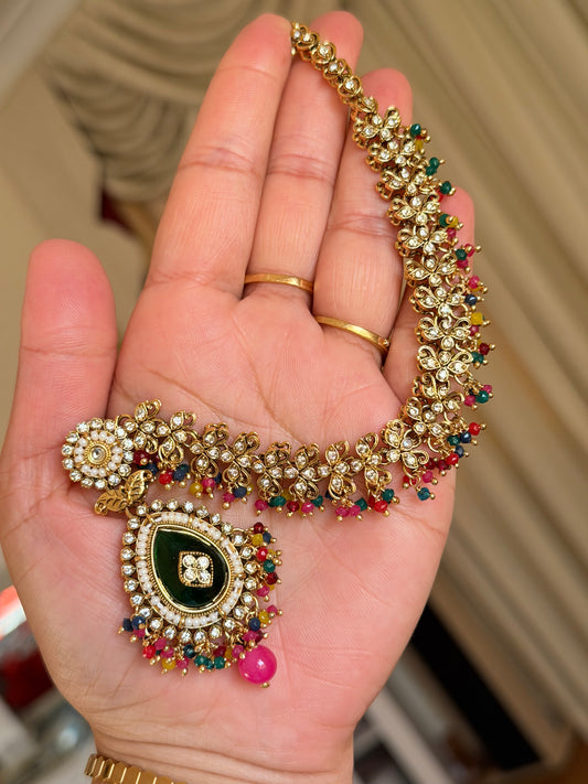 Kundan earrings with sehare