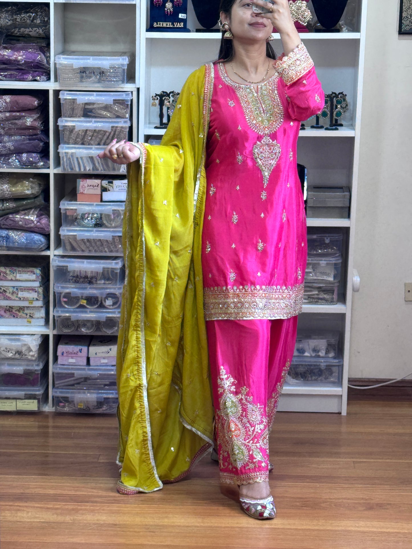 PREMIUM CHINON FARSHI SALWAR SUIT(Ready size 42 with margin upto 46)