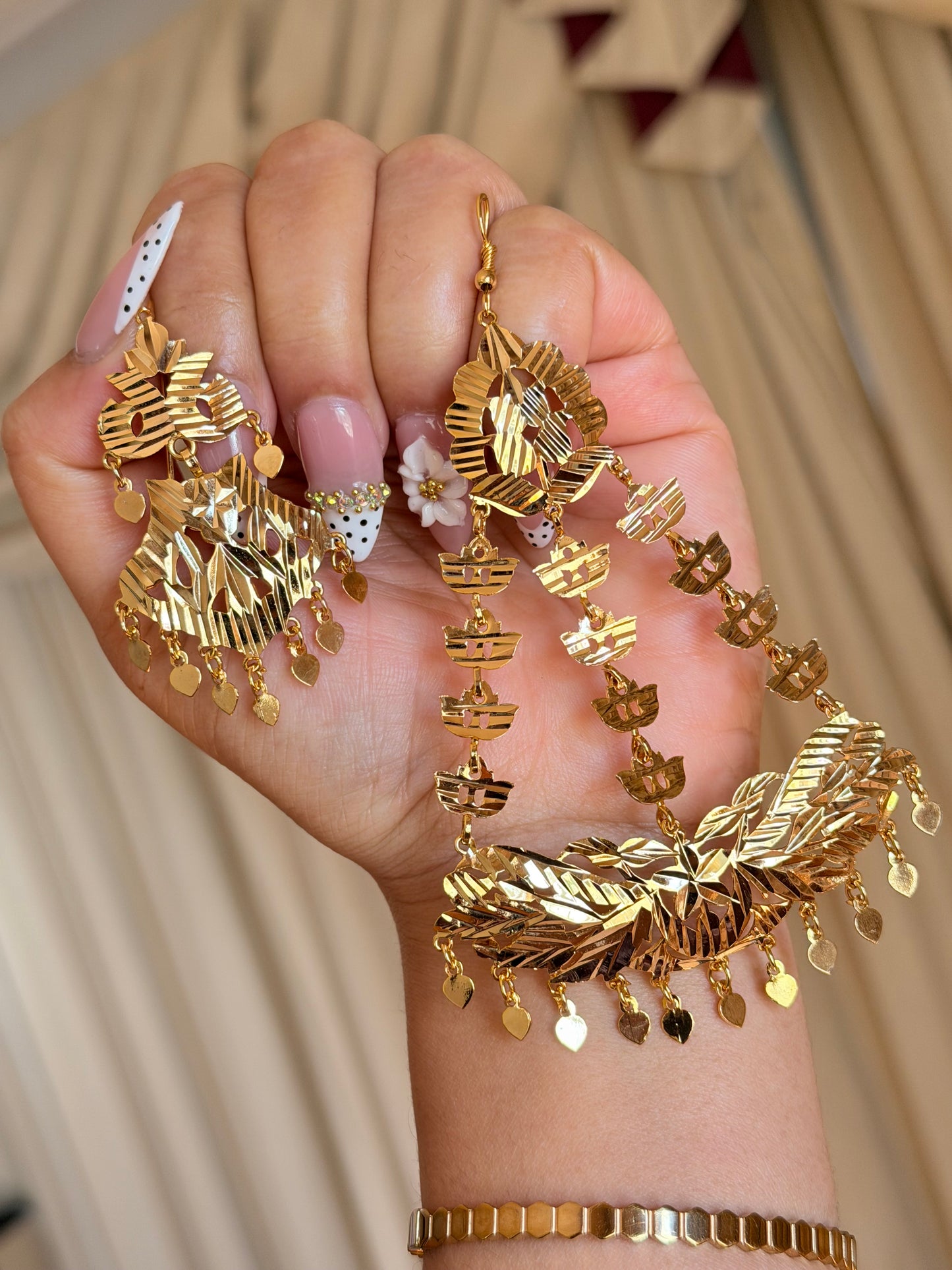 Premium traditional gold look necklace set
