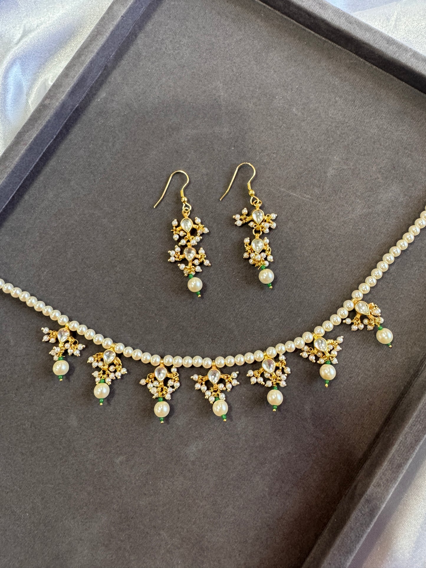 Pachi kundan necklace