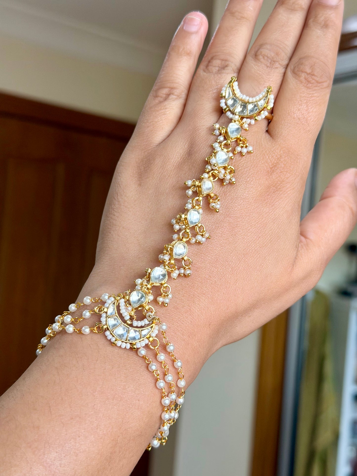 Hand accessories in pachi kundan