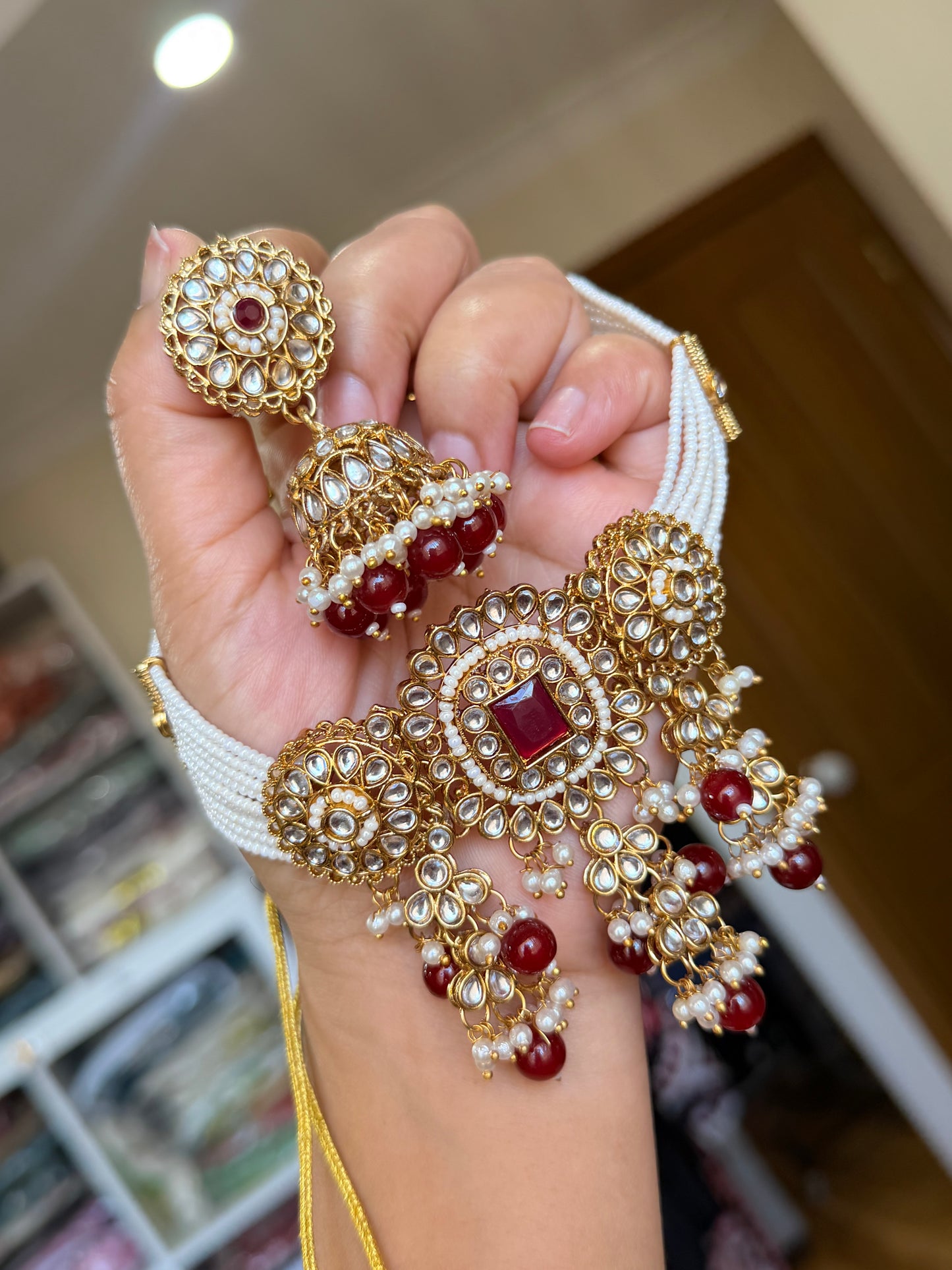 Kundan chokar set