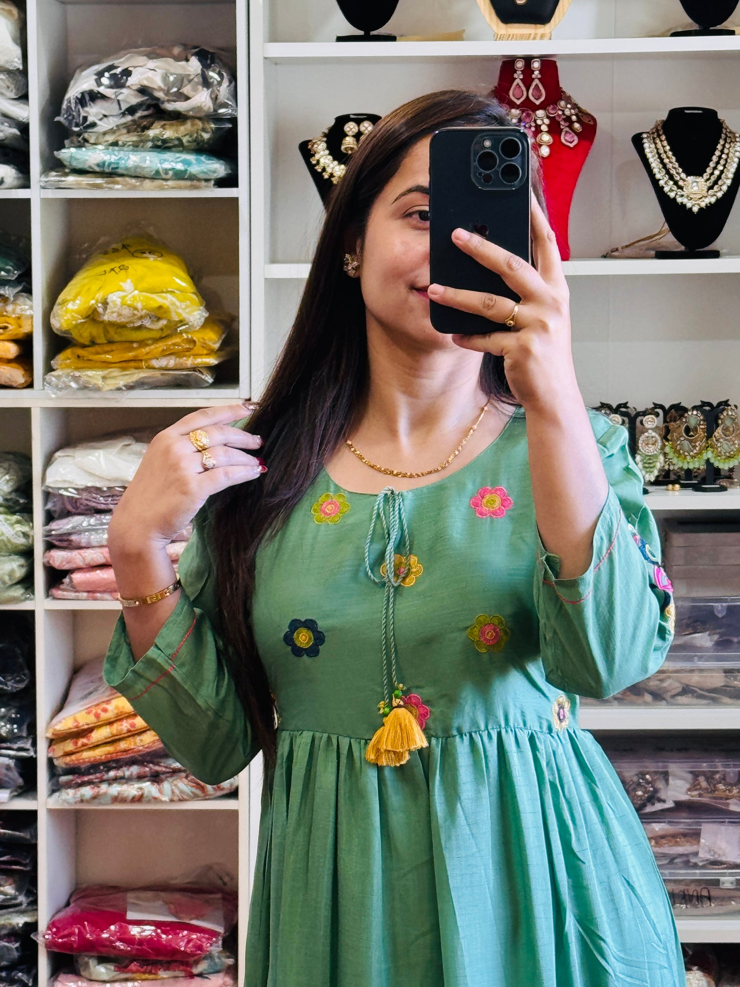 Maxi dress ( FREE SIZE)