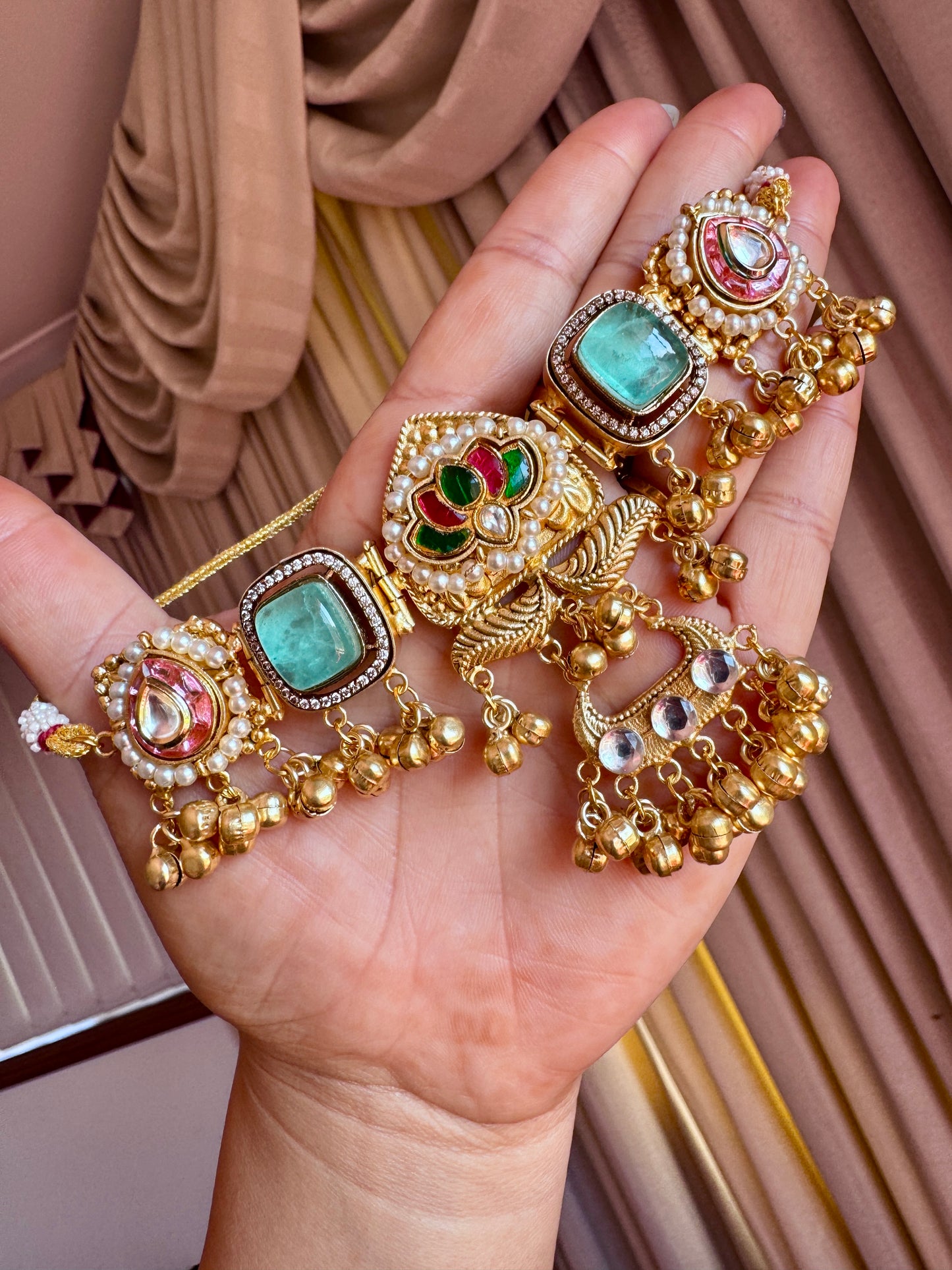 Premium fusion necklace set