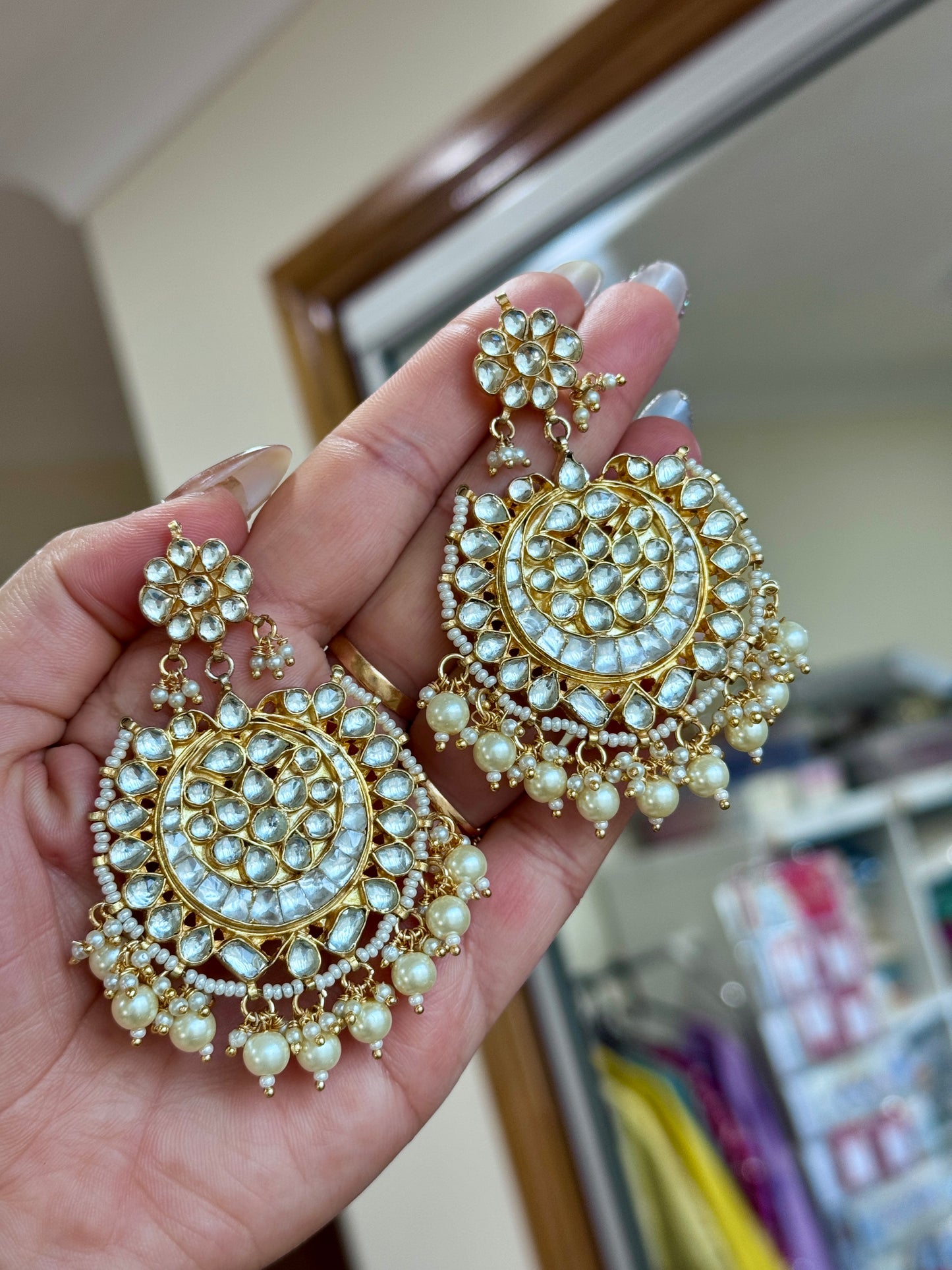 Pachi kundan earrings tikka set